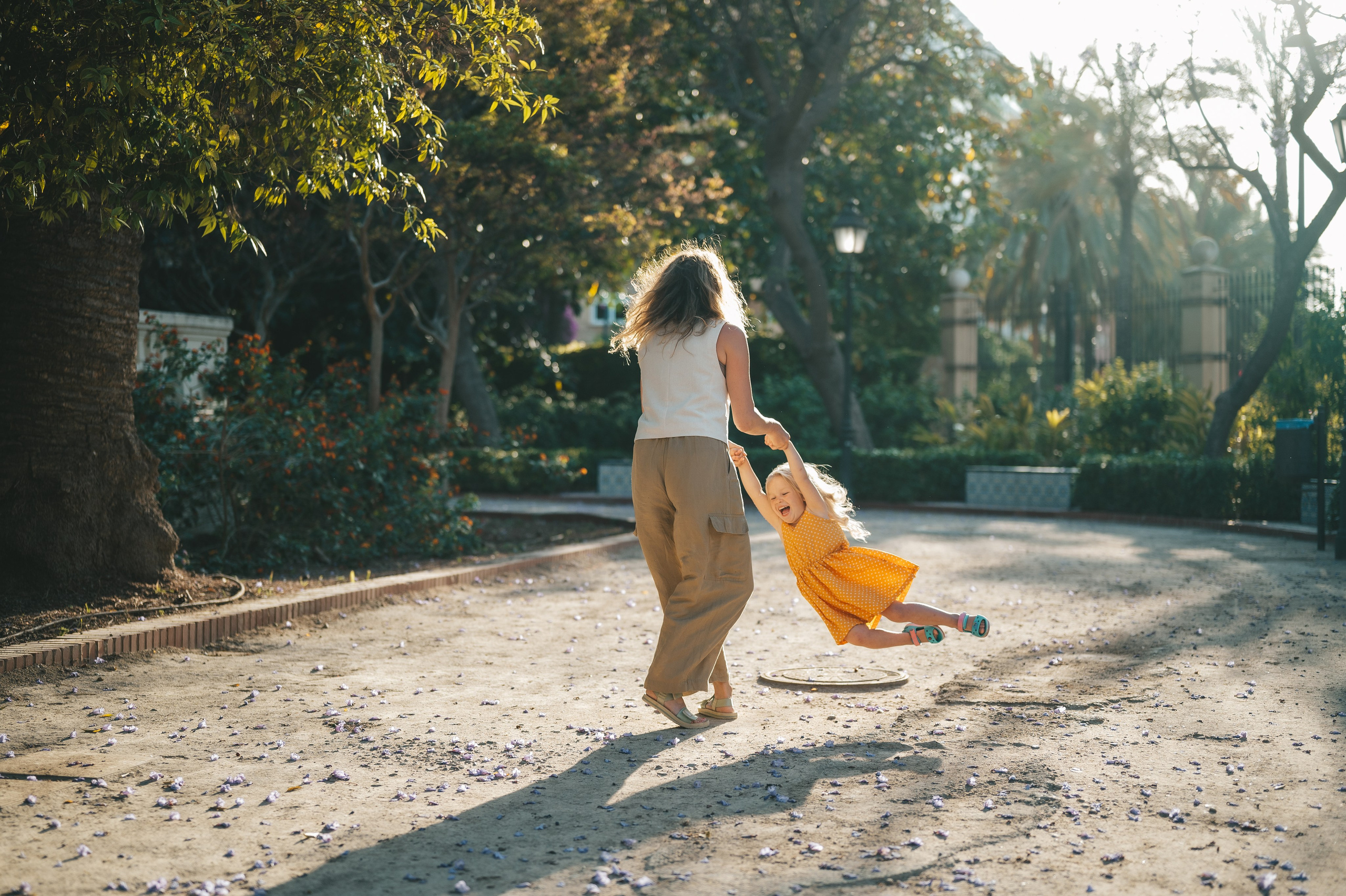 Tanya & Alisa. Тетяна Малишева - сімейний фотограф і відеограф у Валенсії, Іспанія