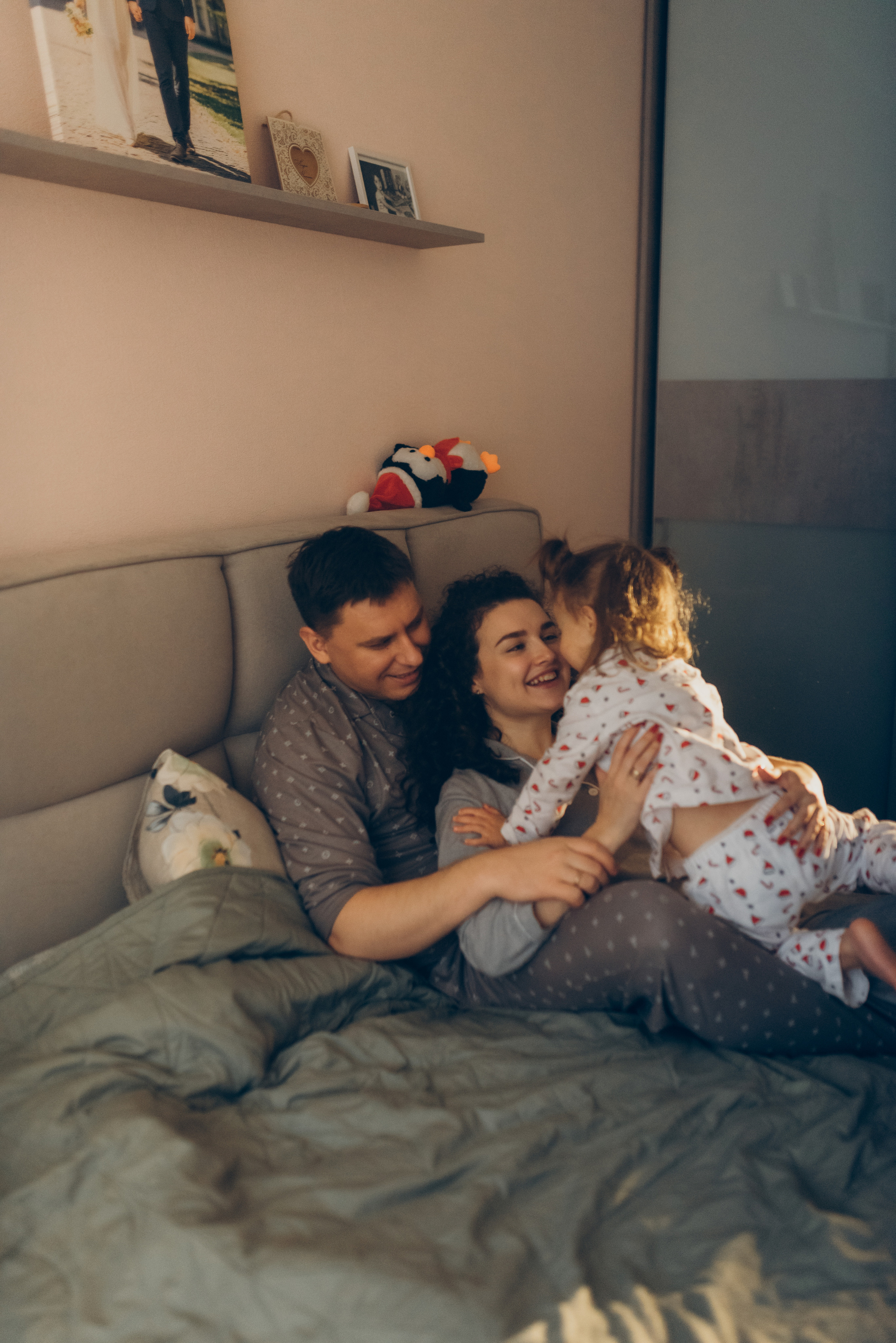 Andrii, Natalia and Mia. Татьяна Малышева — семейный фотограф и видеограф в Валенсии, Испания