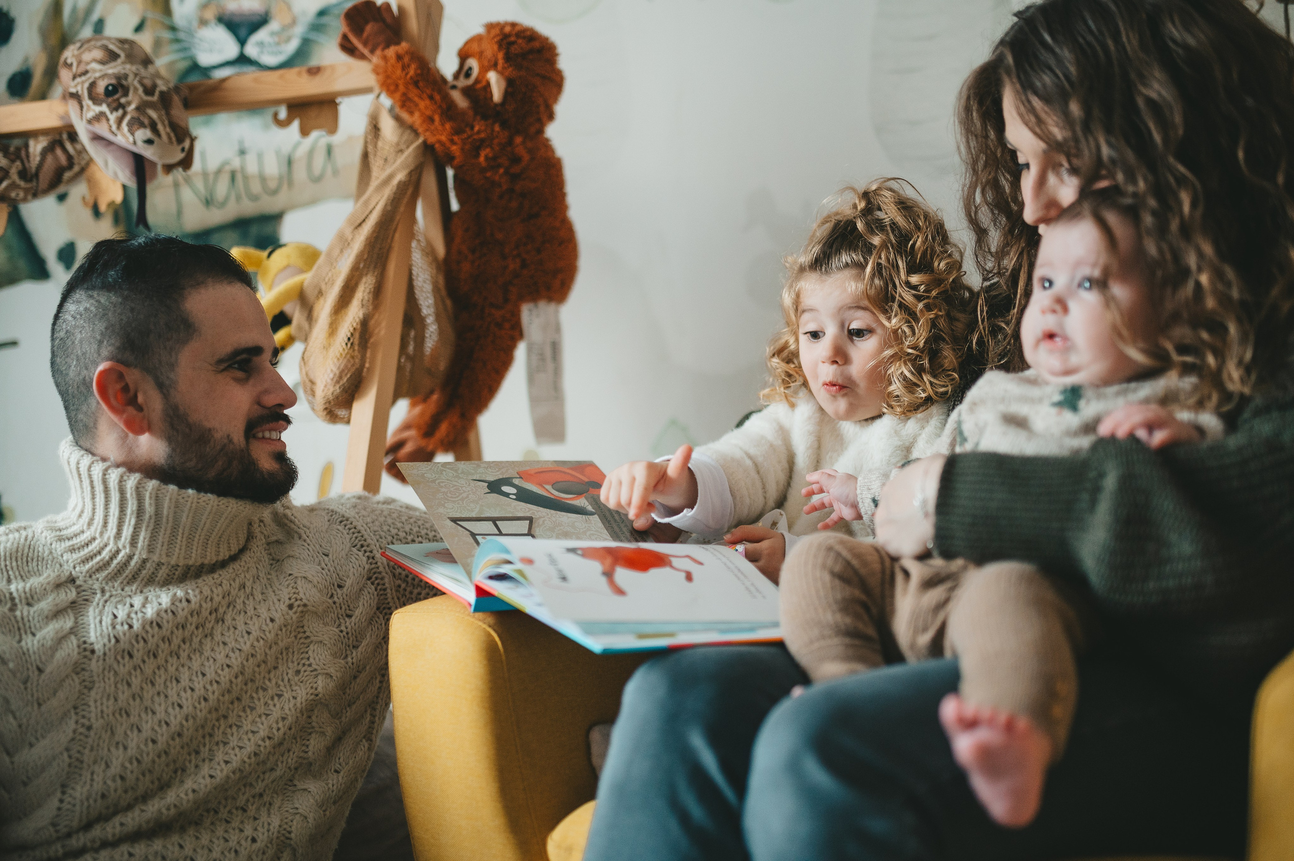 Adrián, Ruth, Natura & Ares. Тетяна Малишева - сімейний фотограф і відеограф у Валенсії, Іспанія