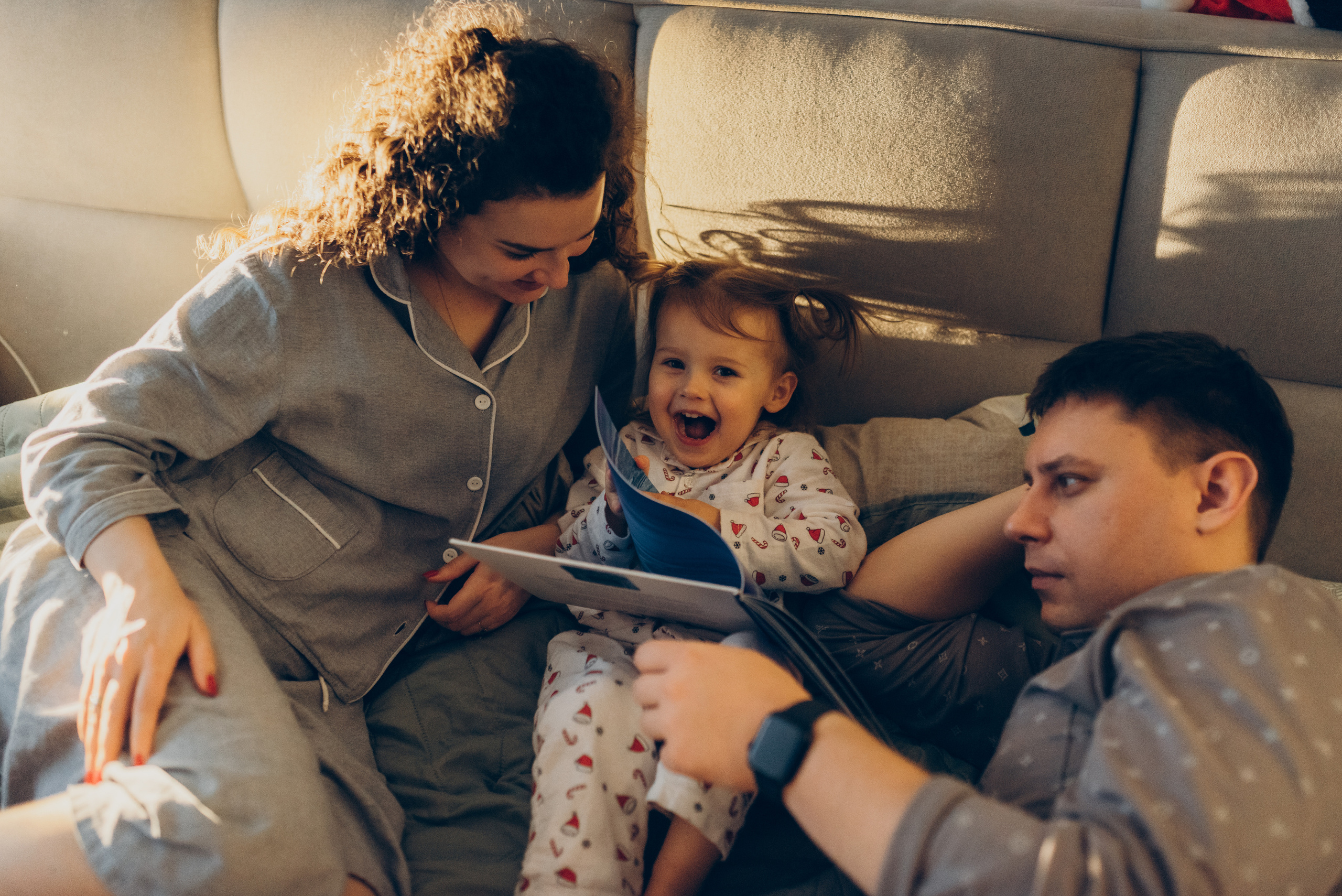 Andrii, Natalia and Mia. Татьяна Малышева — семейный фотограф и видеограф в Валенсии, Испания