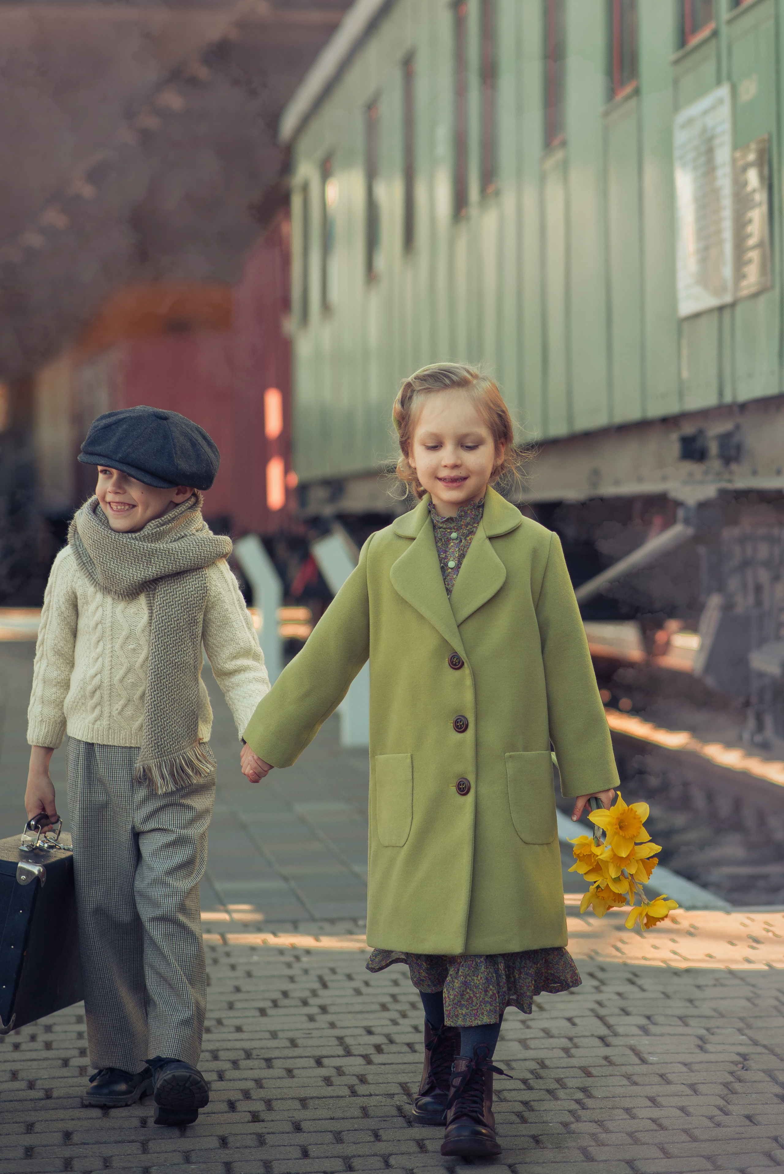 The Train Station Story. Tatiana Malysheva — family photographer and videographer in Valencia, Spain