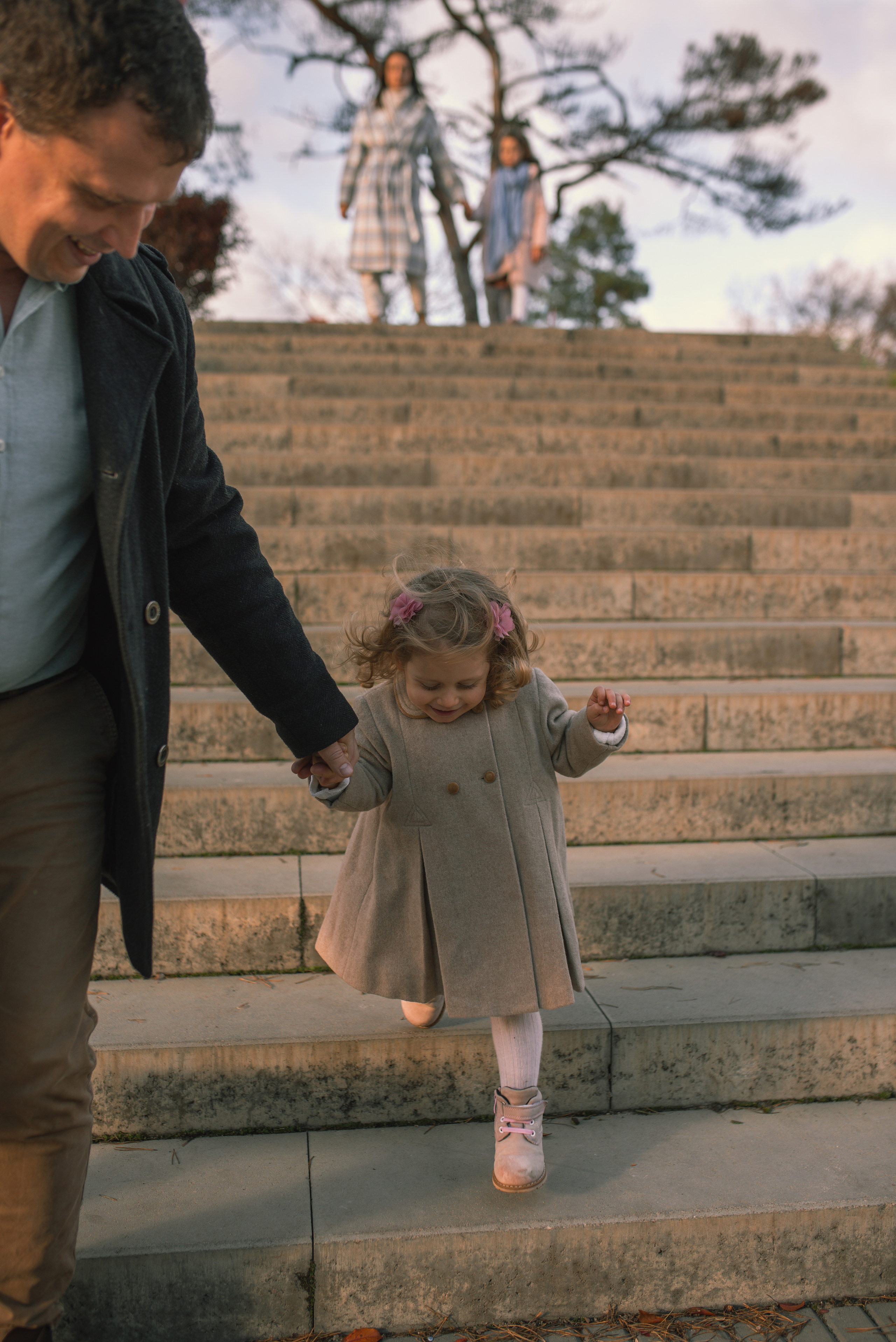 Autumn vibe with Anastasia, Andriy, Varvara & Yesenia. Татьяна Малышева — семейный фотограф и видеограф в Валенсии, Испания