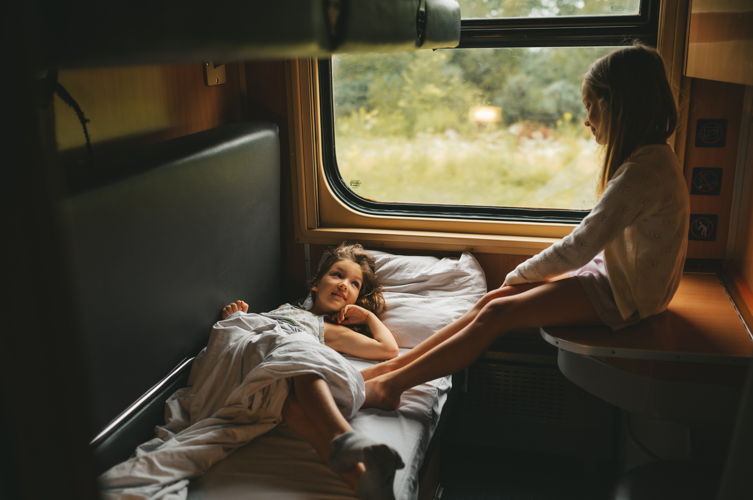 Travelling by train. Татьяна Малышева — семейный фотограф и видеограф в Валенсии, Испания