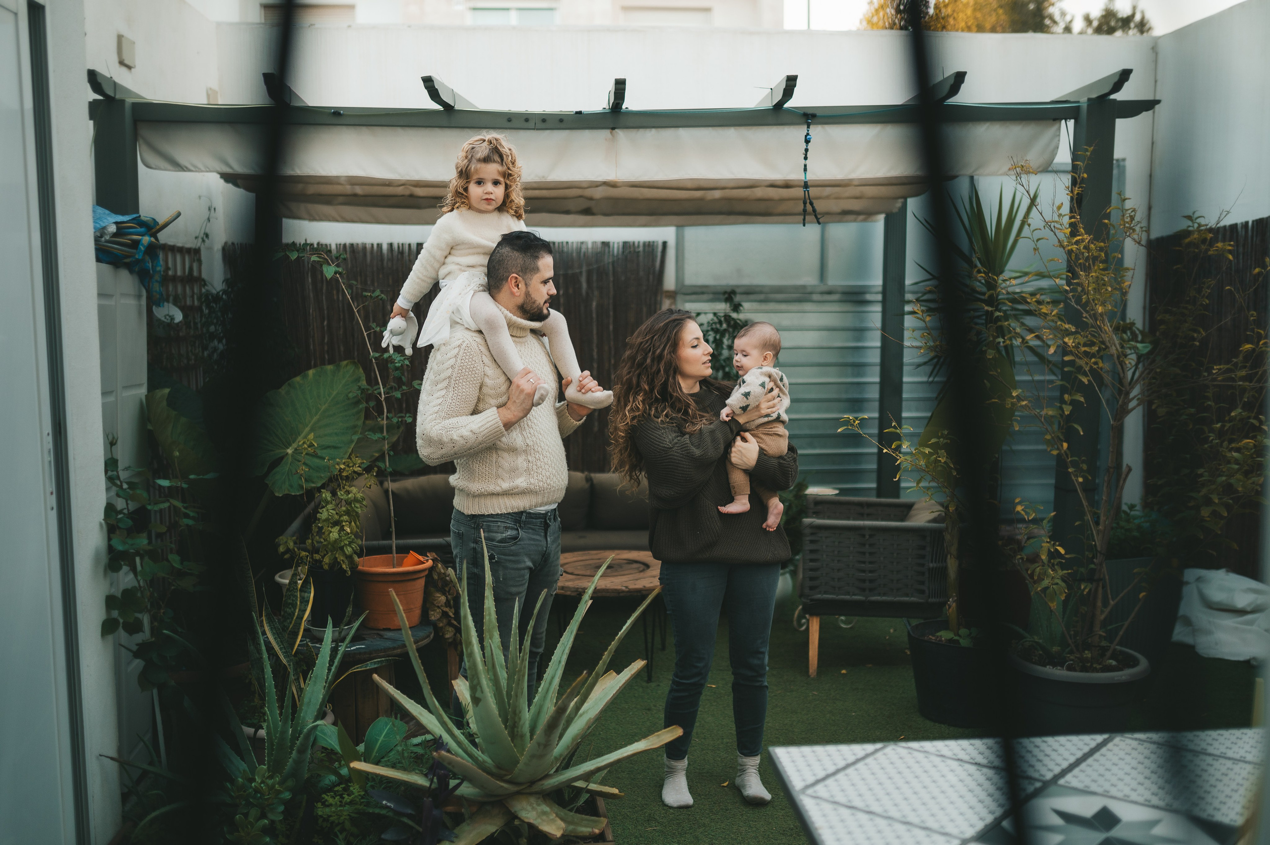 Adrián, Ruth, Natura & Ares. Тетяна Малишева - сімейний фотограф і відеограф у Валенсії, Іспанія