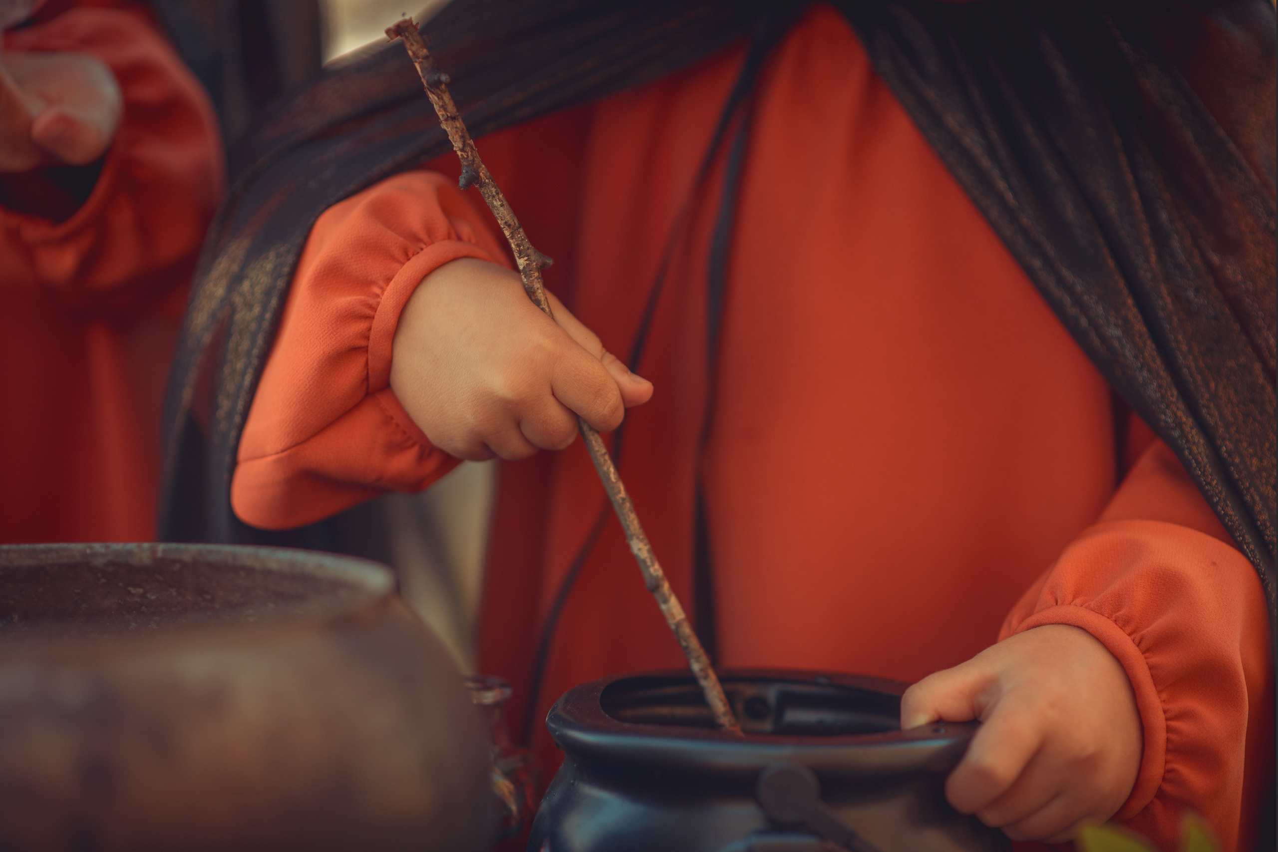 Little Witches. Tatiana Malysheva — family photographer and videographer in Valencia, Spain