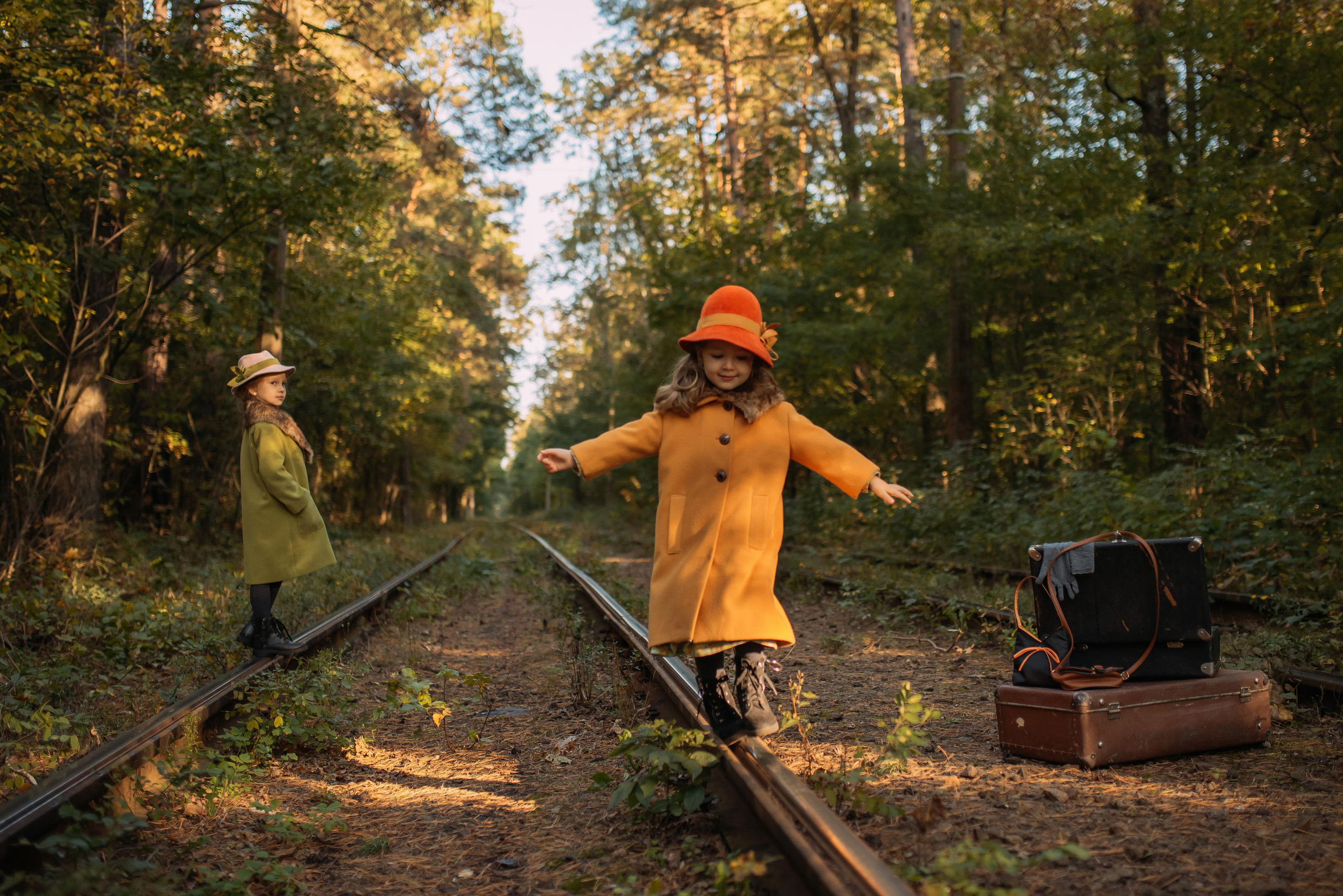 Young Ladies. Tatiana Malysheva — family photographer and videographer in Valencia, Spain