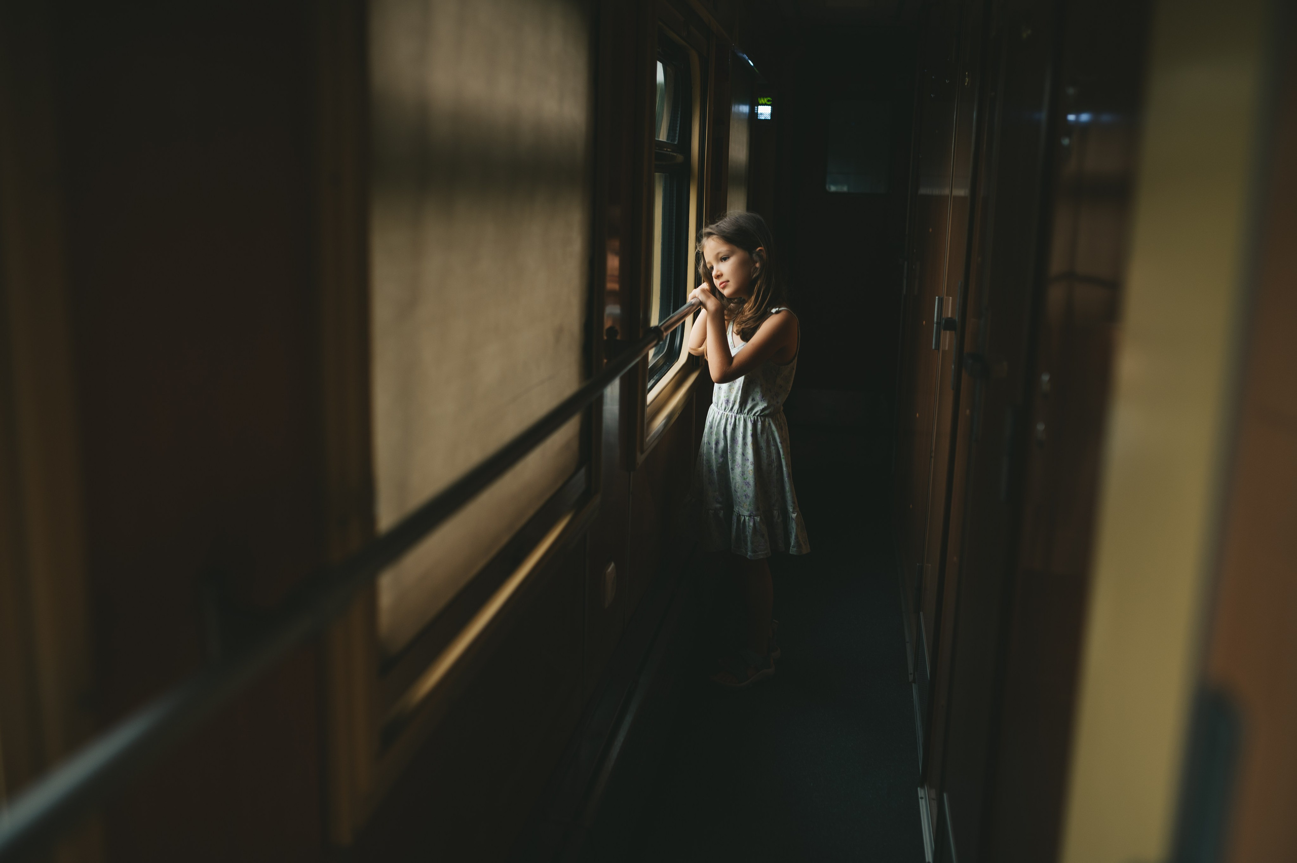 Travelling by train. Татьяна Малышева — семейный фотограф и видеограф в Валенсии, Испания