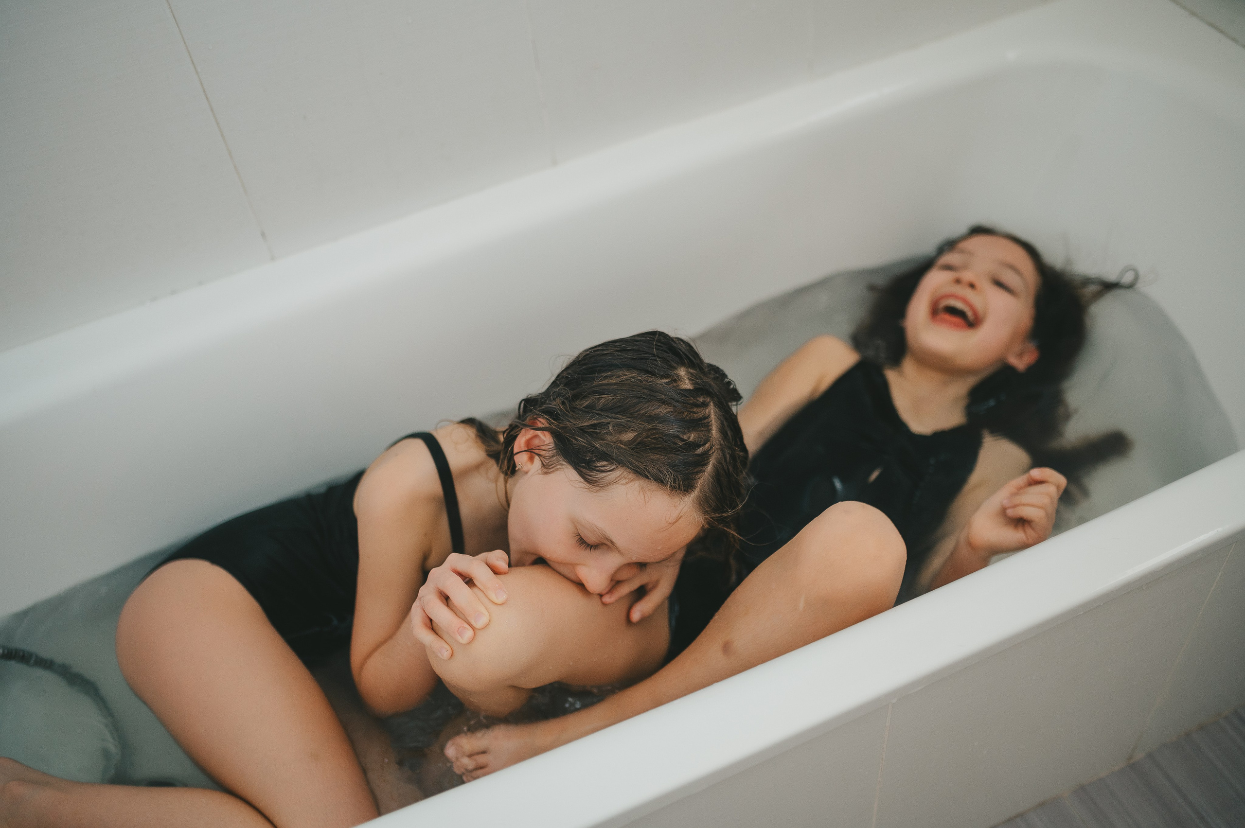 Bathtime. Татьяна Малышева — семейный фотограф и видеограф в Валенсии, Испания