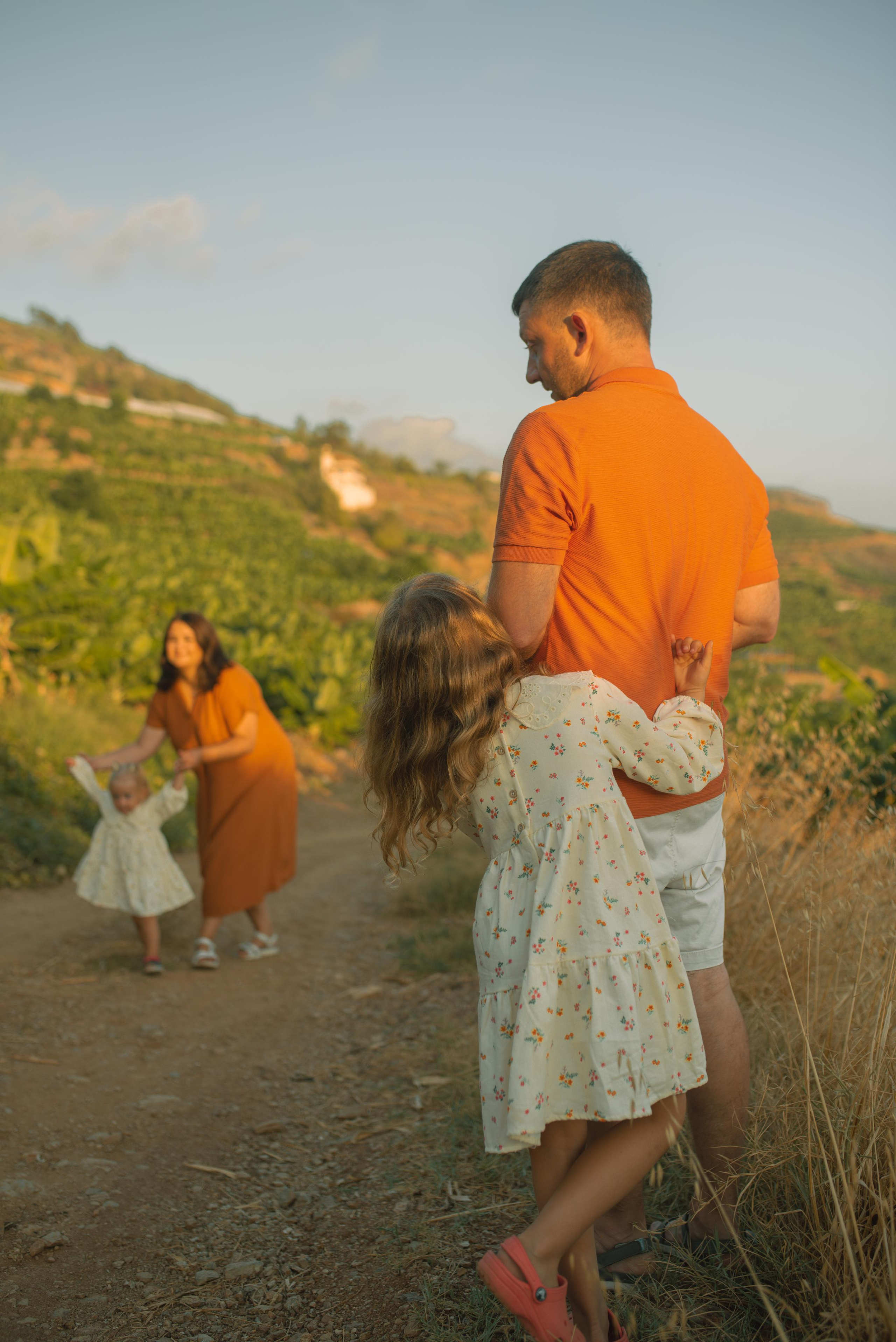 Sergiy, Diana, Sasha and Masha. Татьяна Малышева — семейный фотограф и видеограф в Валенсии, Испания
