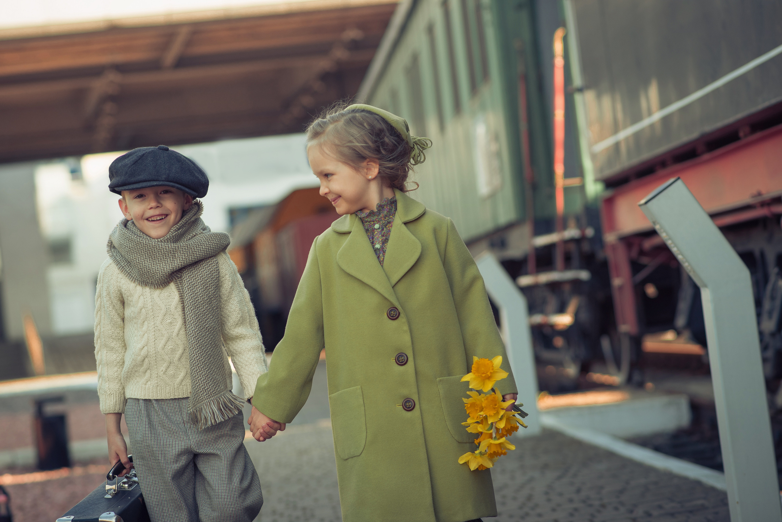 The Train Station Story. Tatiana Malysheva — family photographer and videographer in Valencia, Spain