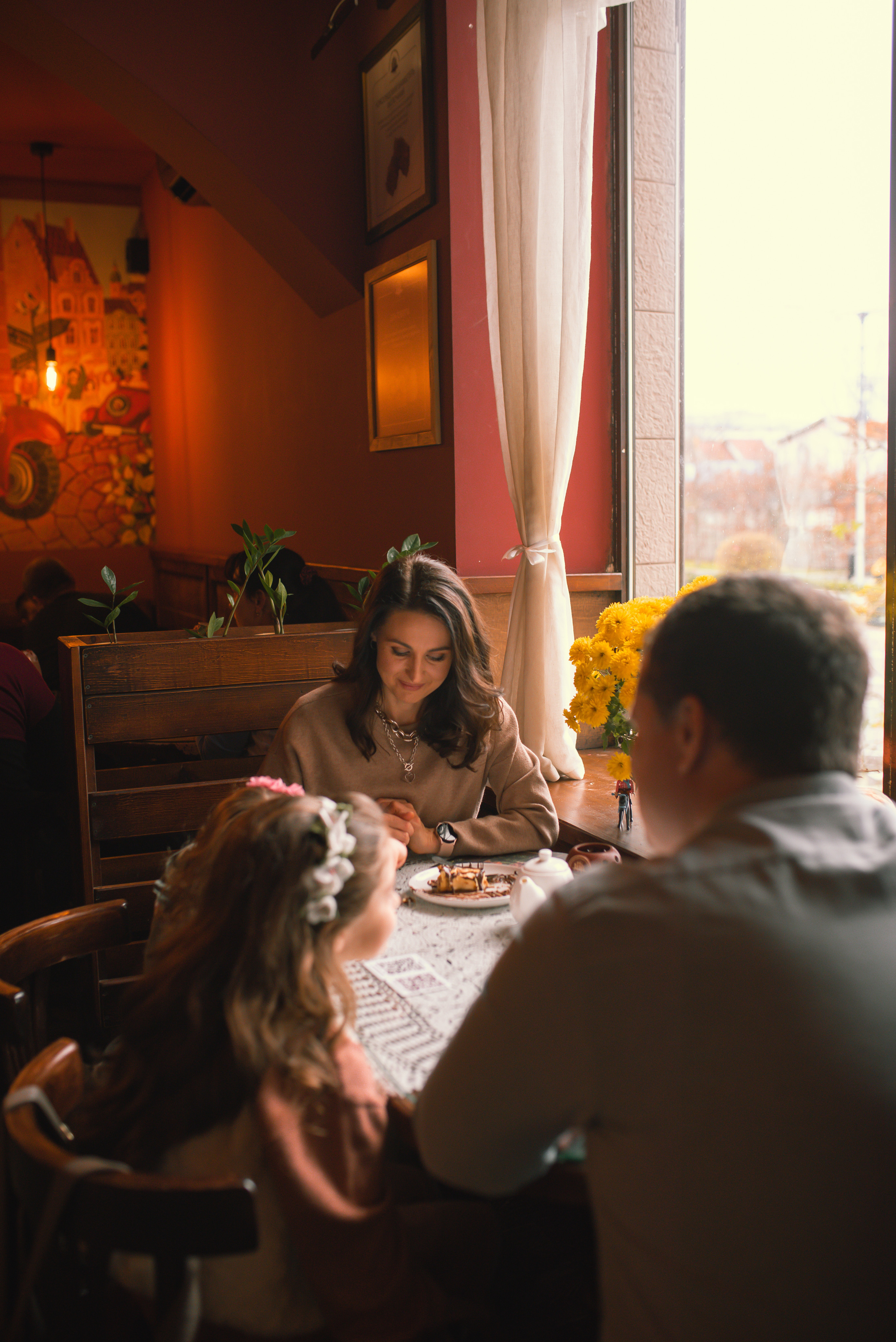 Table for 4. Tatiana Malysheva — lifestyle fotógrafa y videógrafa en Valencia, España