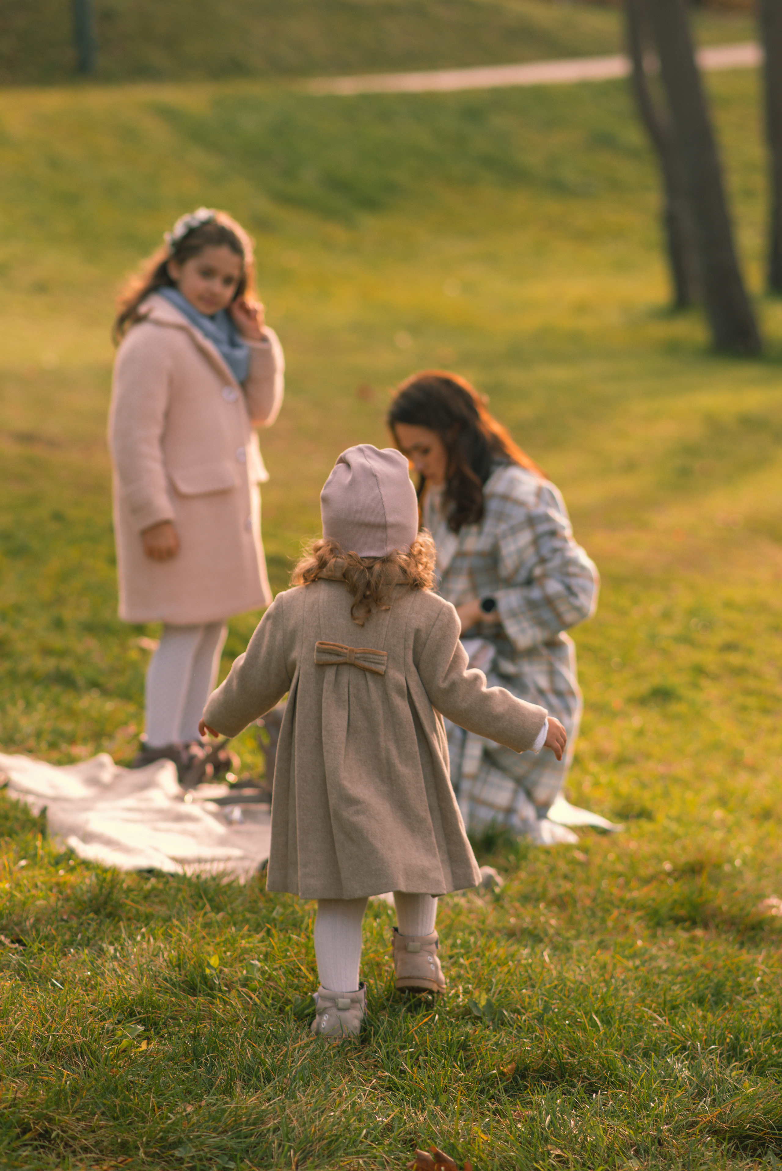 Autumn vibe with Anastasia, Andriy, Varvara & Yesenia. Татьяна Малышева — семейный фотограф и видеограф в Валенсии, Испания