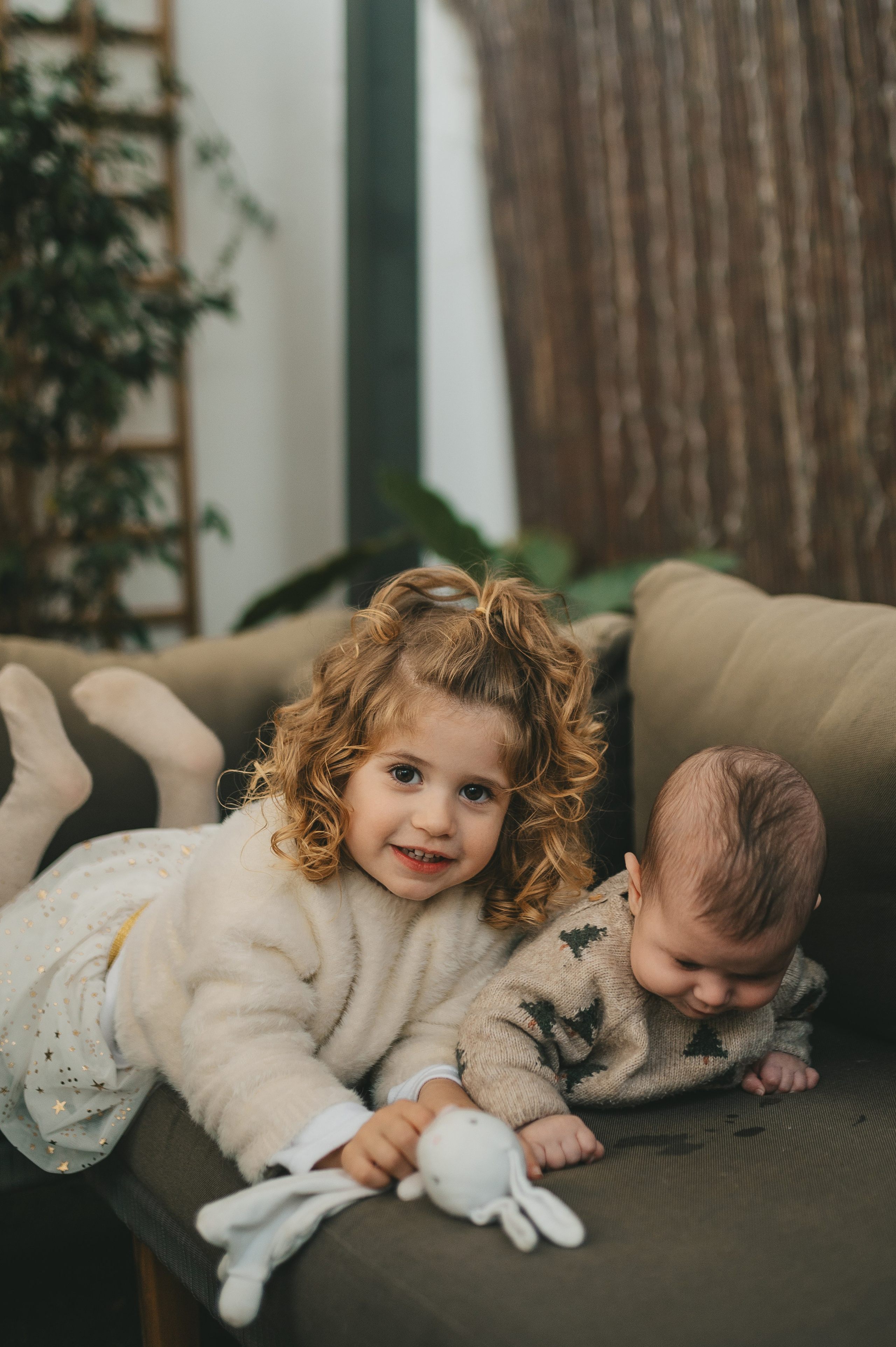Adrián, Ruth, Natura & Ares. Тетяна Малишева - сімейний фотограф і відеограф у Валенсії, Іспанія