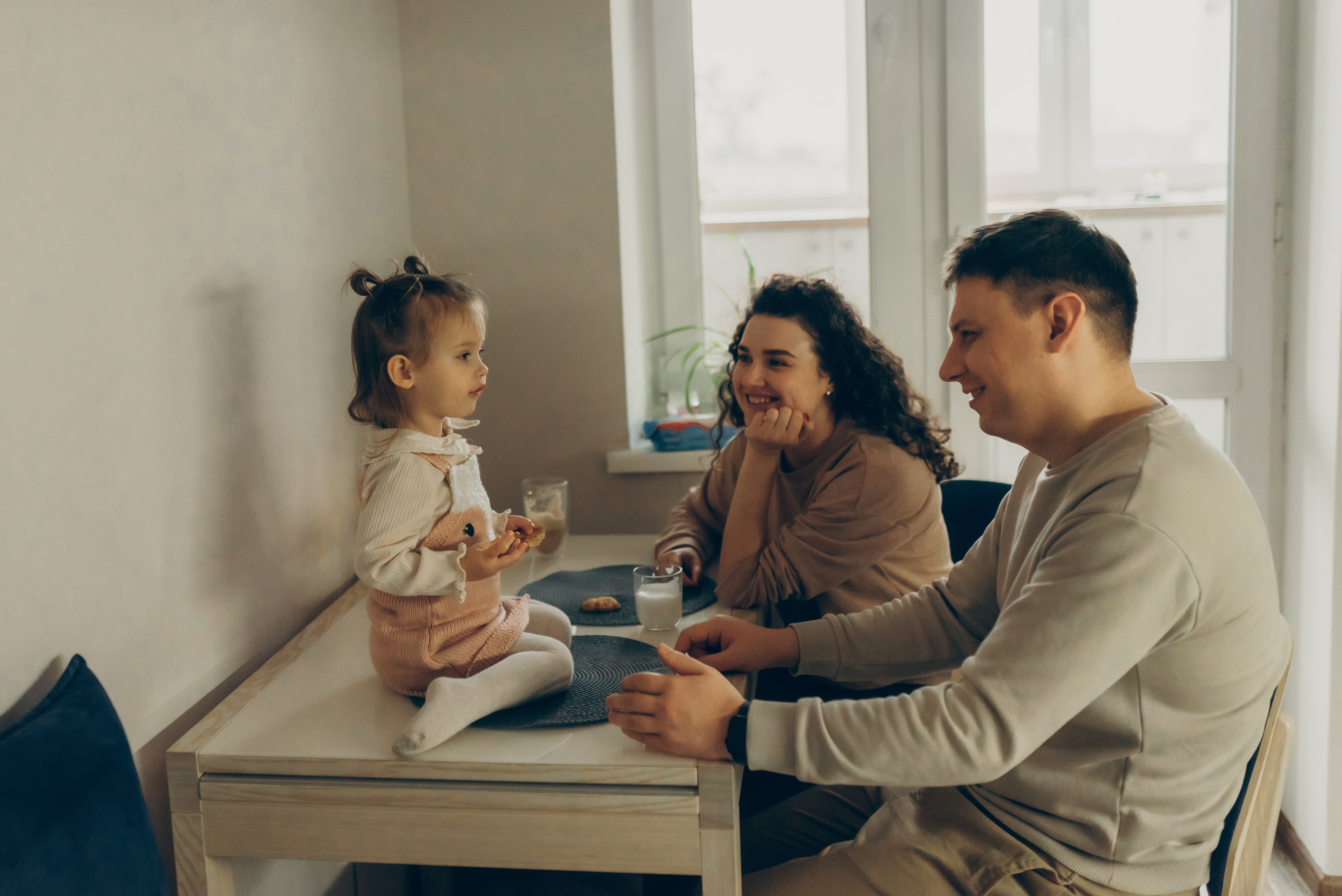 Andrii, Natalia and Mia. Татьяна Малышева — семейный фотограф и видеограф в Валенсии, Испания