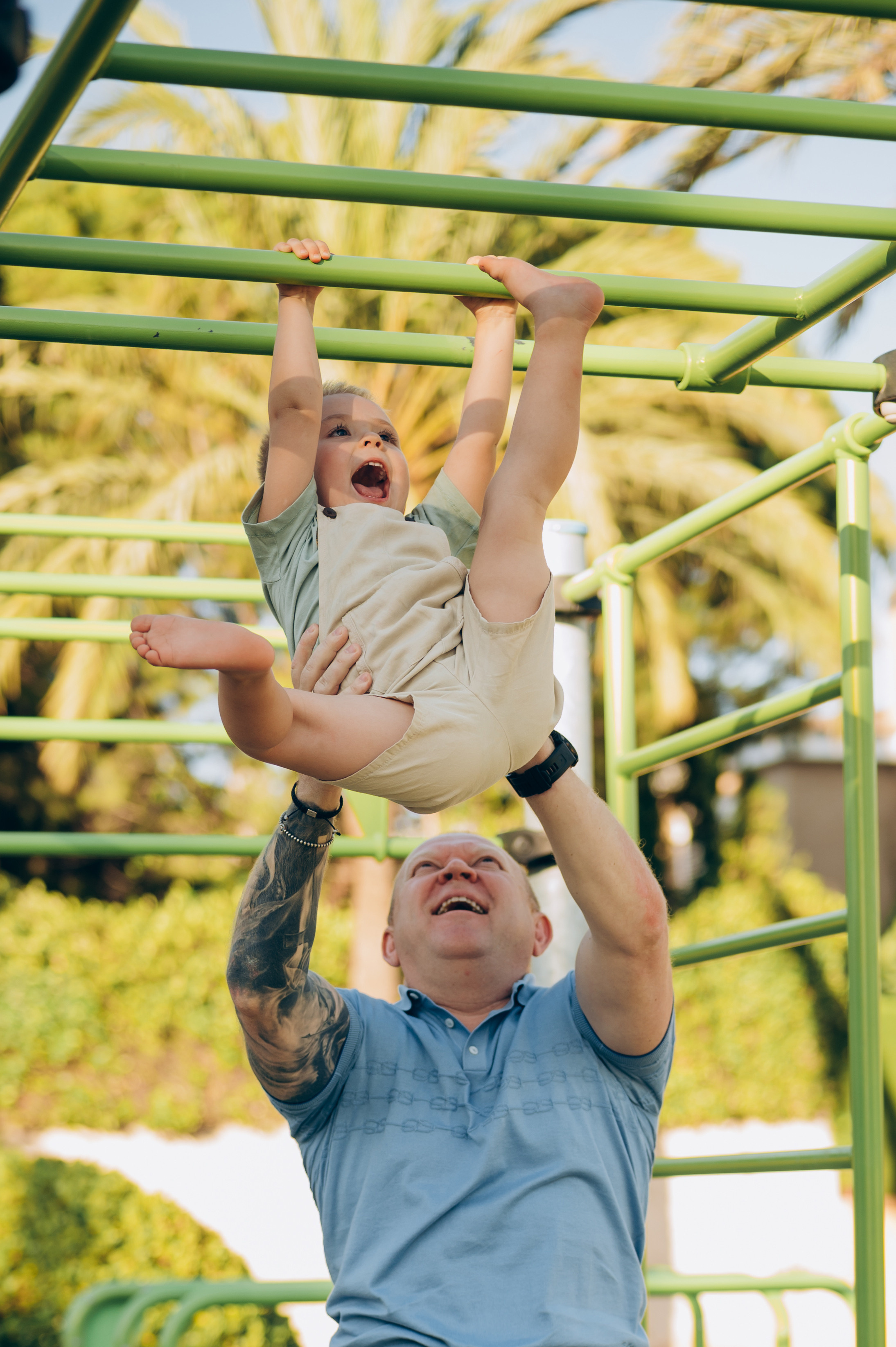 Dmytro & Maria and their 4 beautiful children. Tatiana Malysheva — lifestyle fotógrafa y videógrafa en Valencia, España
