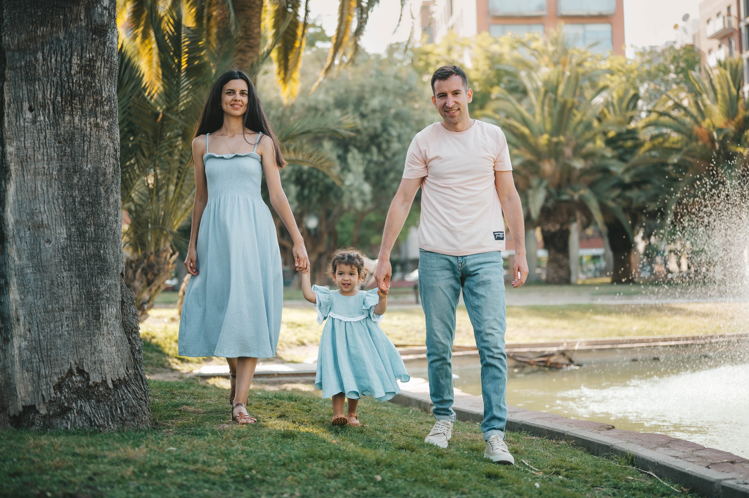 Denis, Oksana & Emily. Татьяна Малышева — семейный фотограф и видеограф в Валенсии, Испания