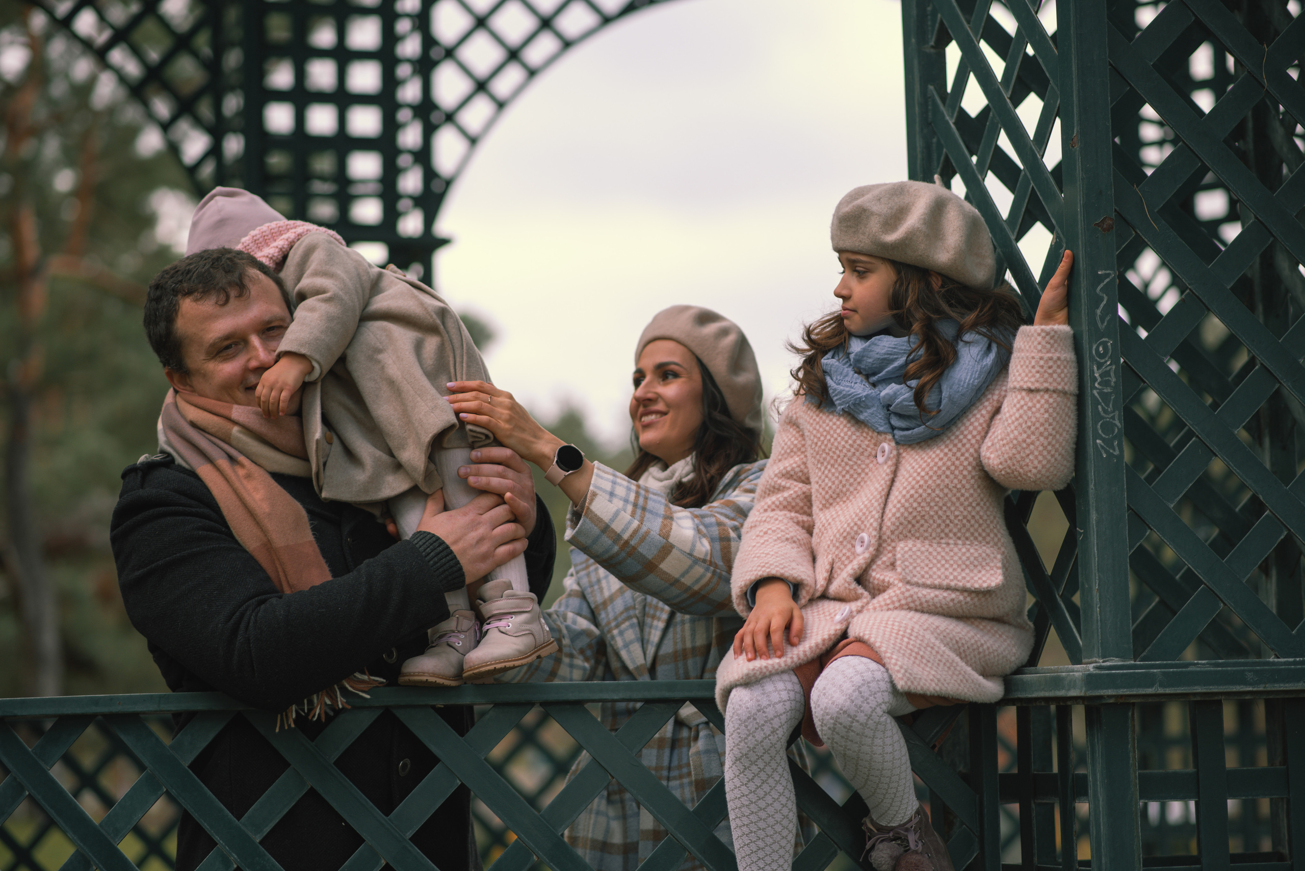 Autumn vibe with Anastasia, Andriy, Varvara & Yesenia. Татьяна Малышева — семейный фотограф и видеограф в Валенсии, Испания