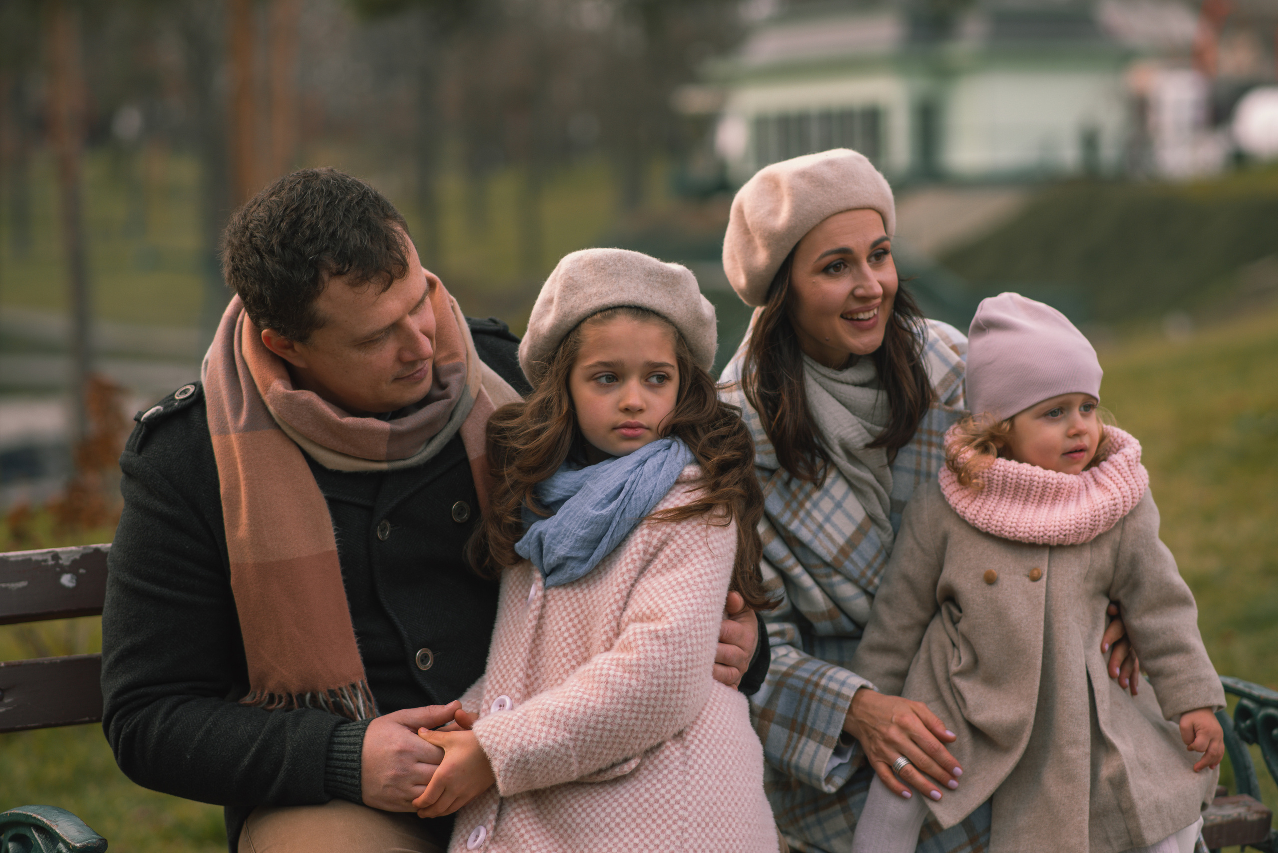 Autumn vibe with Anastasia, Andriy, Varvara & Yesenia. Татьяна Малышева — семейный фотограф и видеограф в Валенсии, Испания