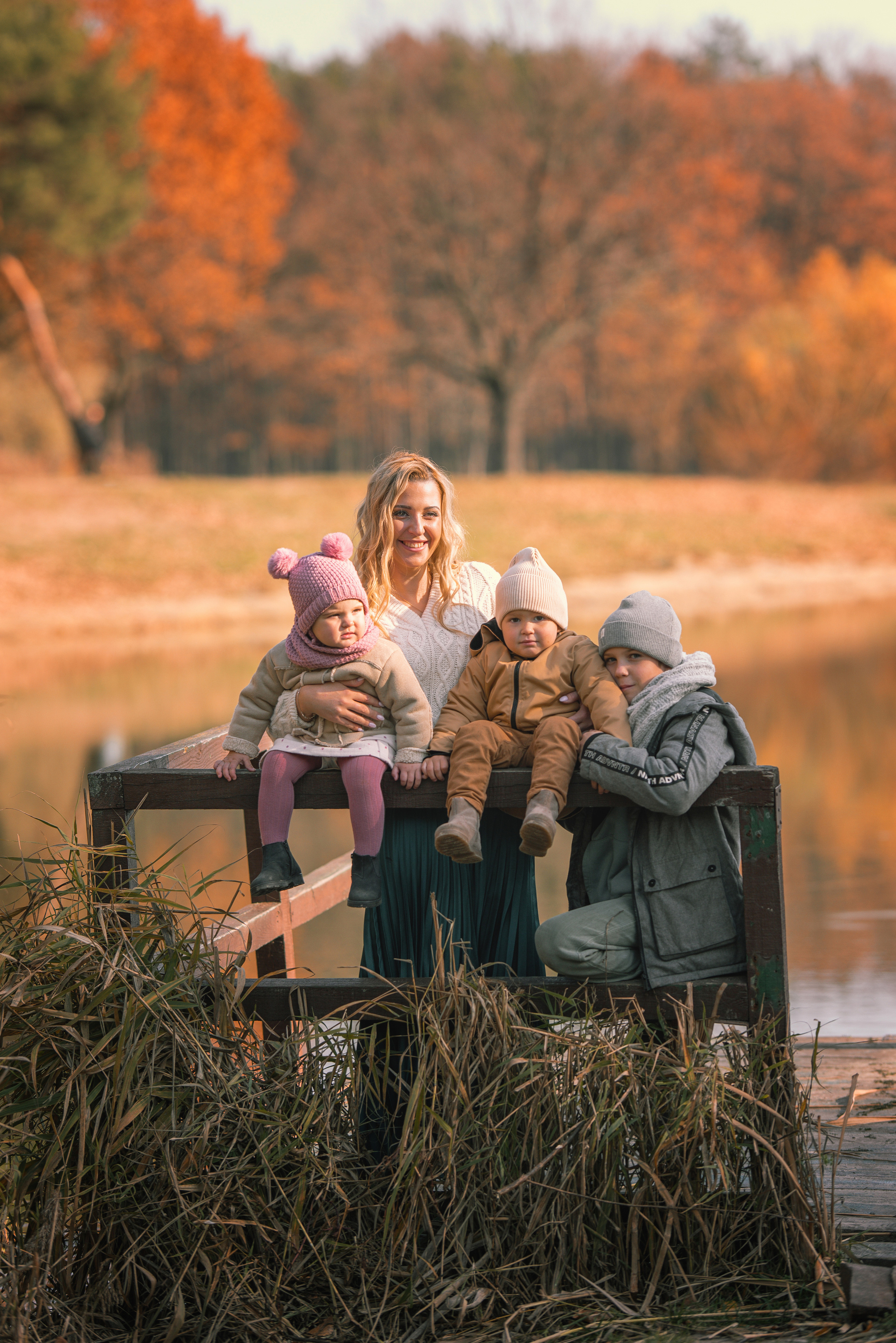 Tatiana, Anton, Alex & Anna. Tatiana Malysheva — family photographer and videographer in Valencia, Spain
