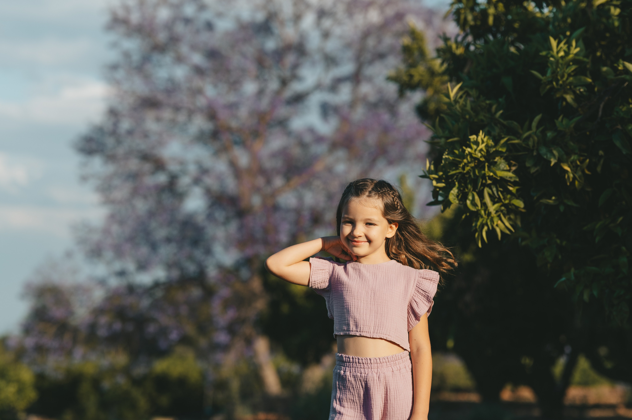 Jacaranda flowers. Tatiana Malysheva — family photographer and videographer in Valencia, Spain