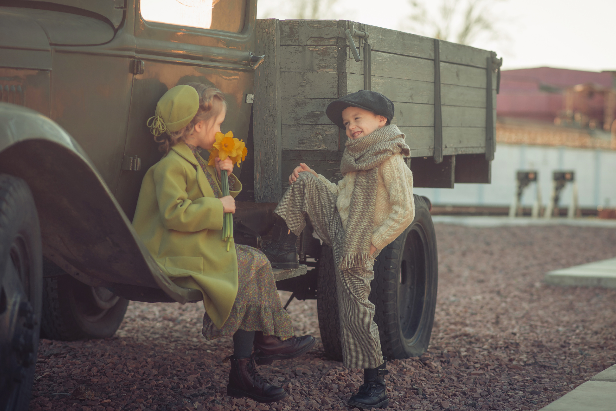 The Train Station Story. Tatiana Malysheva — family photographer and videographer in Valencia, Spain