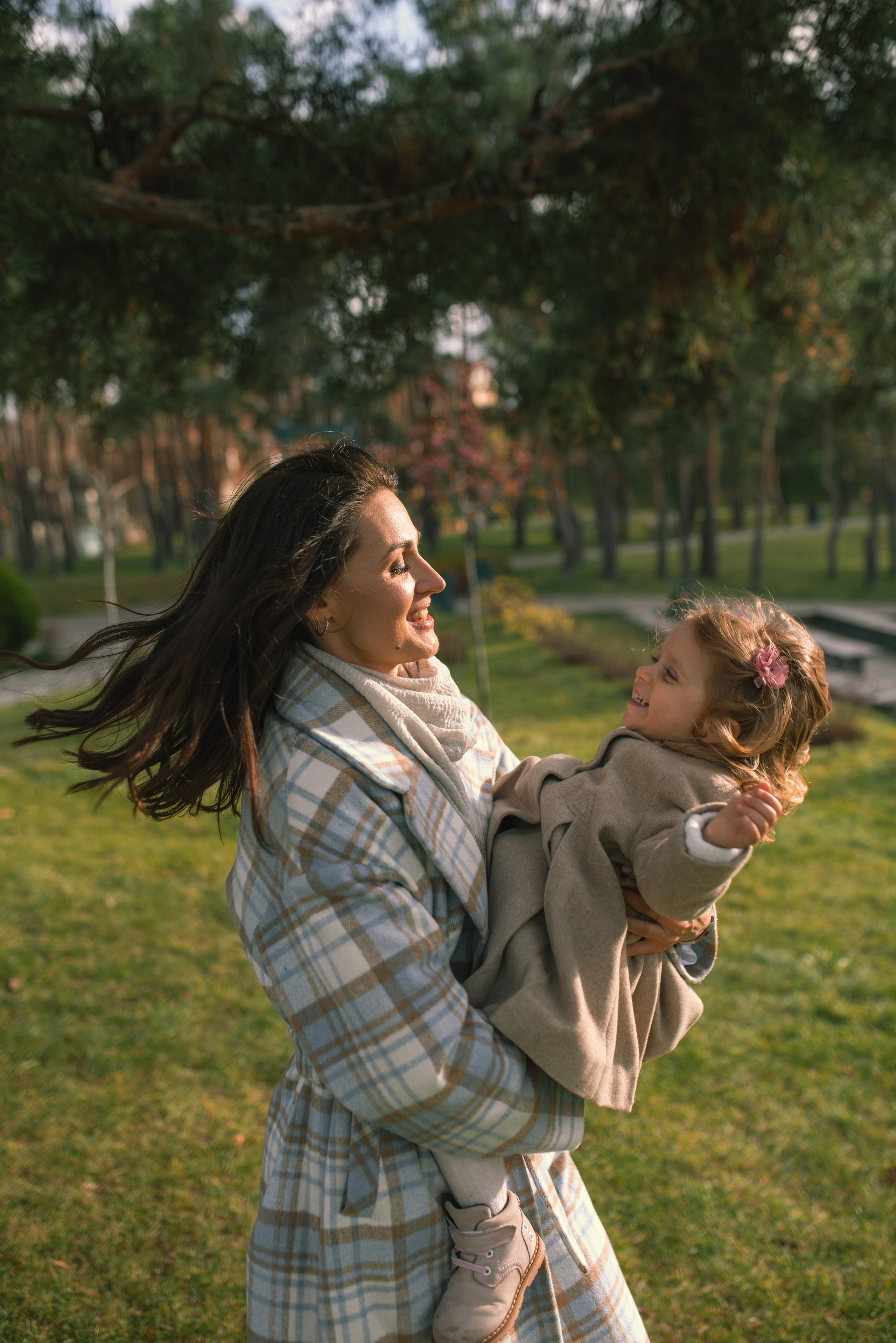 Autumn vibe with Anastasia, Andriy, Varvara & Yesenia. Татьяна Малышева — семейный фотограф и видеограф в Валенсии, Испания