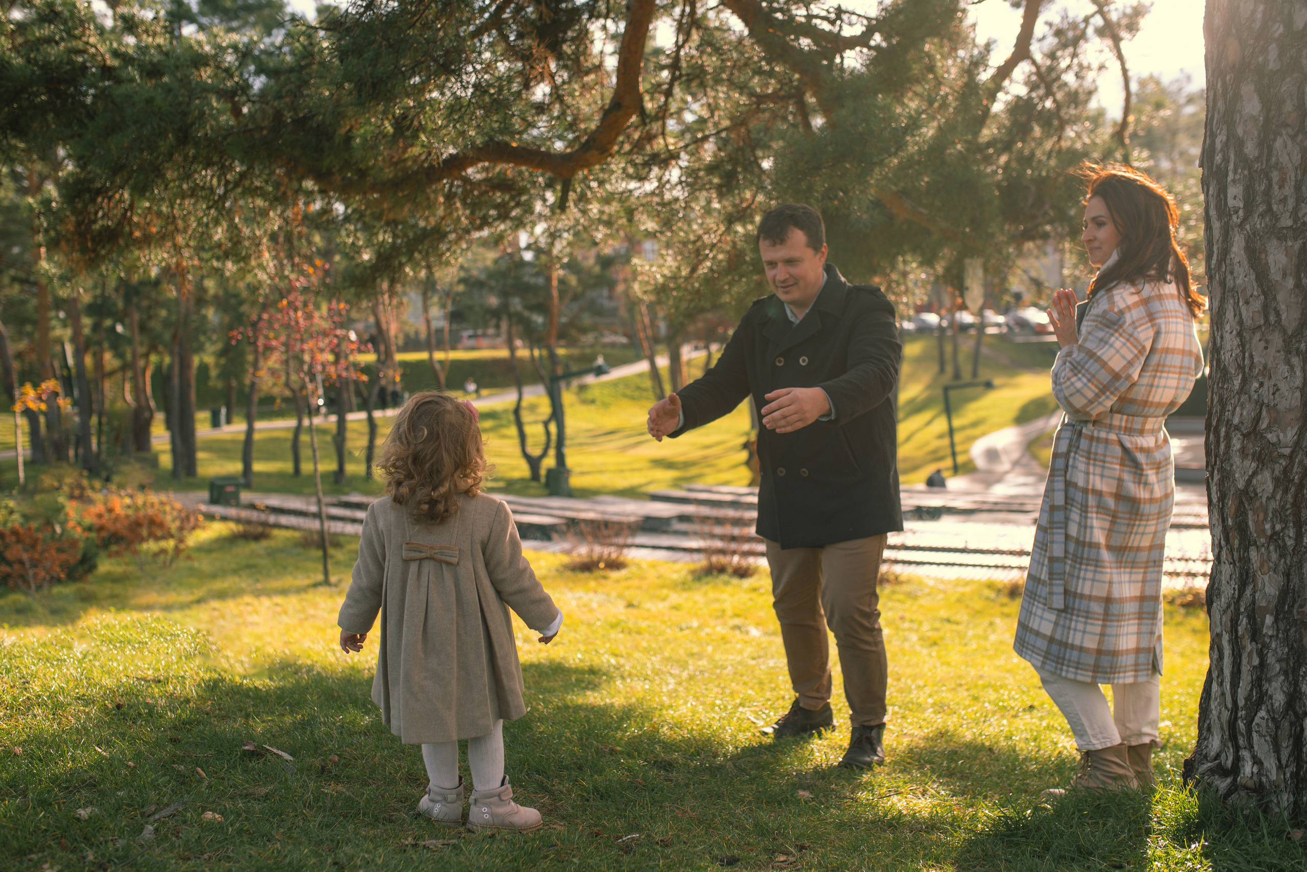 Autumn vibe with Anastasia, Andriy, Varvara & Yesenia. Татьяна Малышева — семейный фотограф и видеограф в Валенсии, Испания