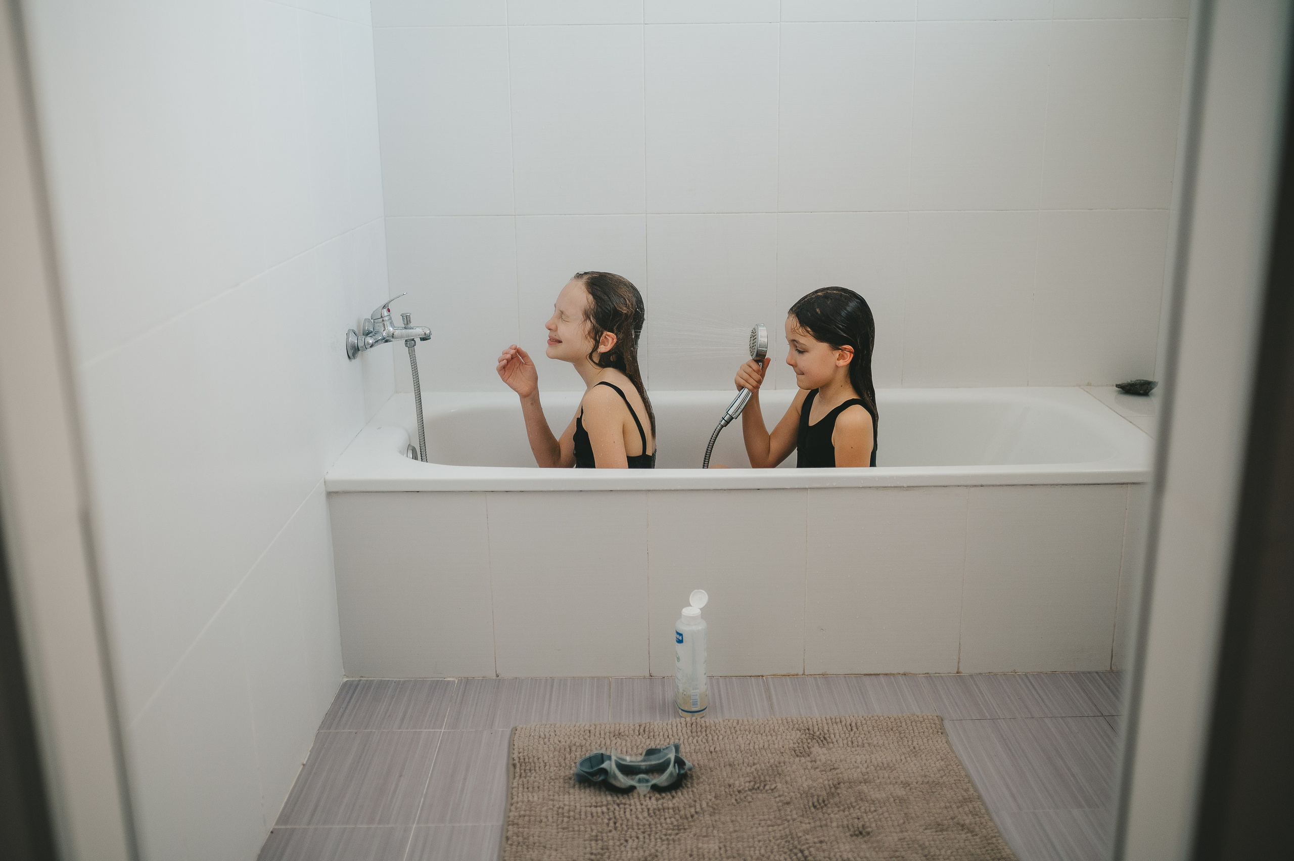 Bathtime. Татьяна Малышева — семейный фотограф и видеограф в Валенсии, Испания