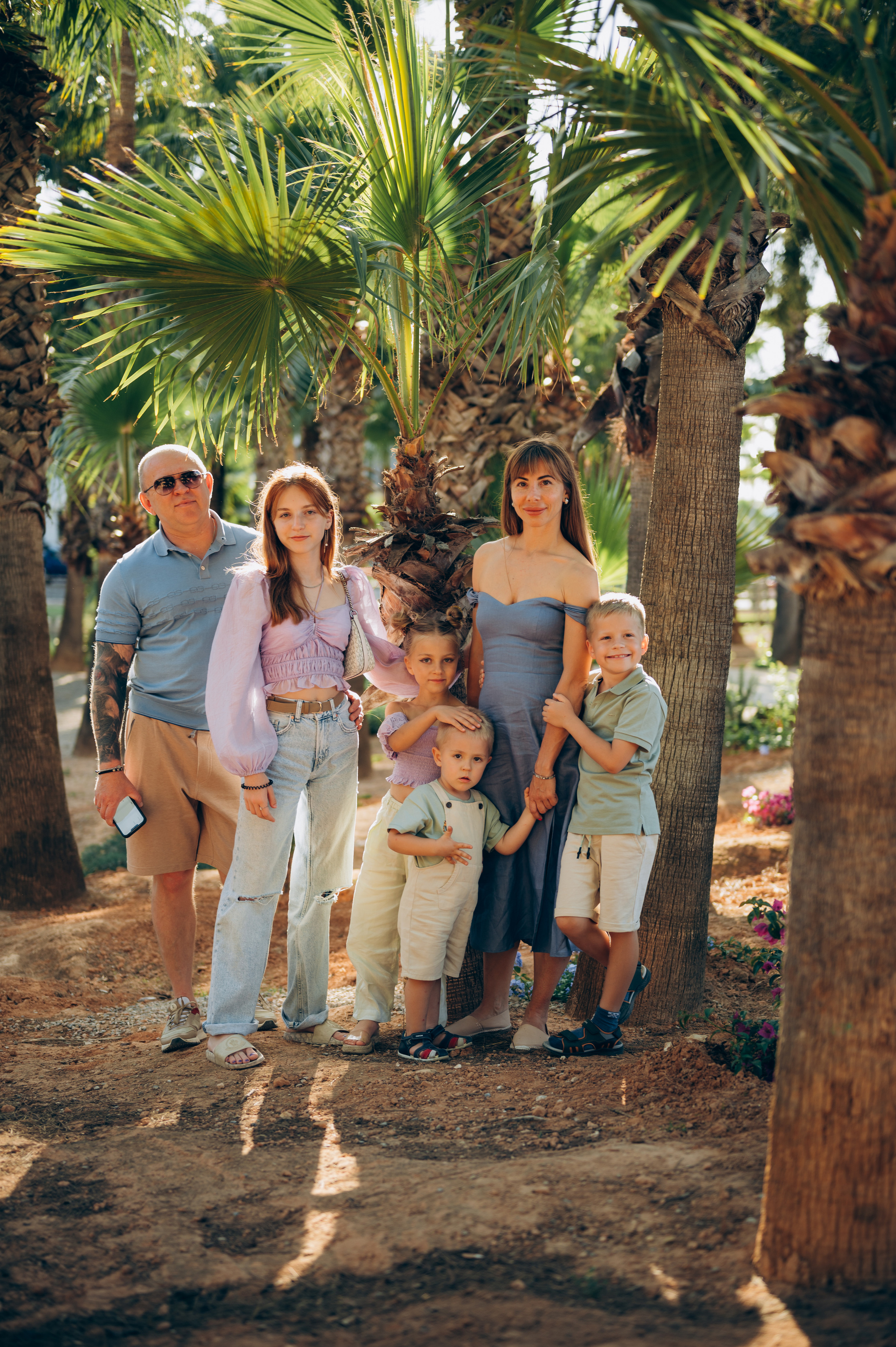 Dmytro & Maria and their 4 beautiful children. Tatiana Malysheva — lifestyle fotógrafa y videógrafa en Valencia, España