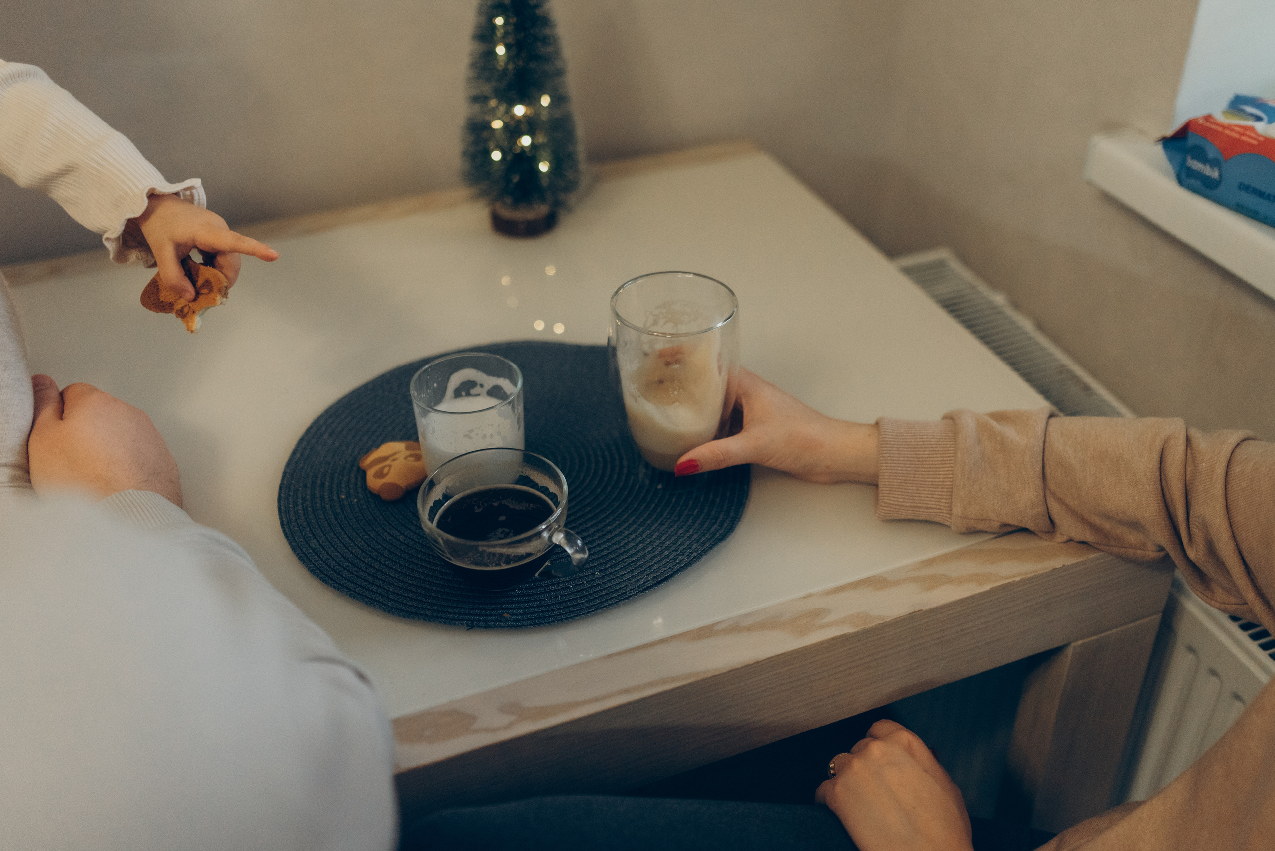 Andrii, Natalia and Mia. Татьяна Малышева — семейный фотограф и видеограф в Валенсии, Испания