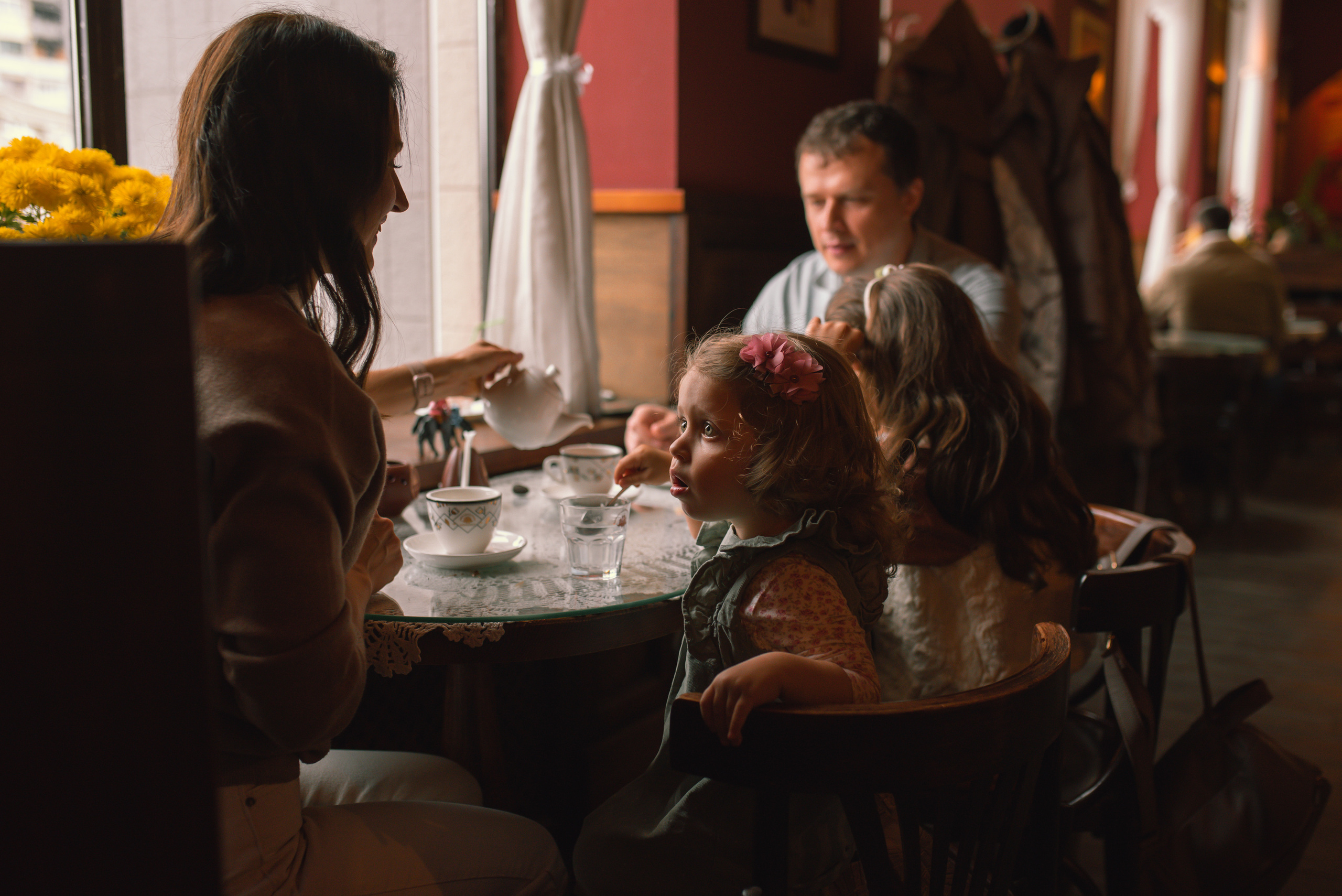 Table for 4. Tatiana Malysheva — lifestyle fotógrafa y videógrafa en Valencia, España