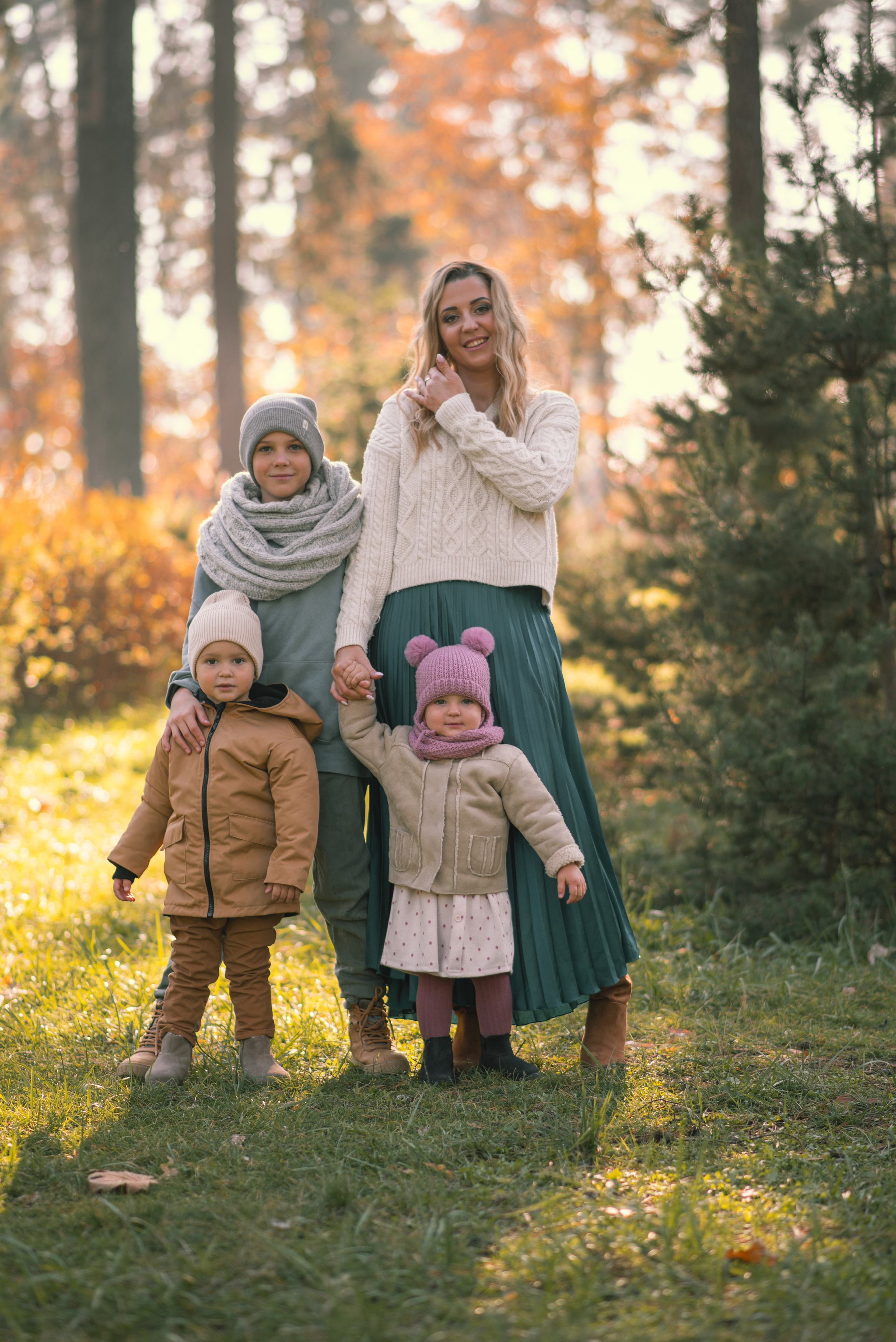 Tatiana, Anton, Alex & Anna. Tatiana Malysheva — family photographer and videographer in Valencia, Spain