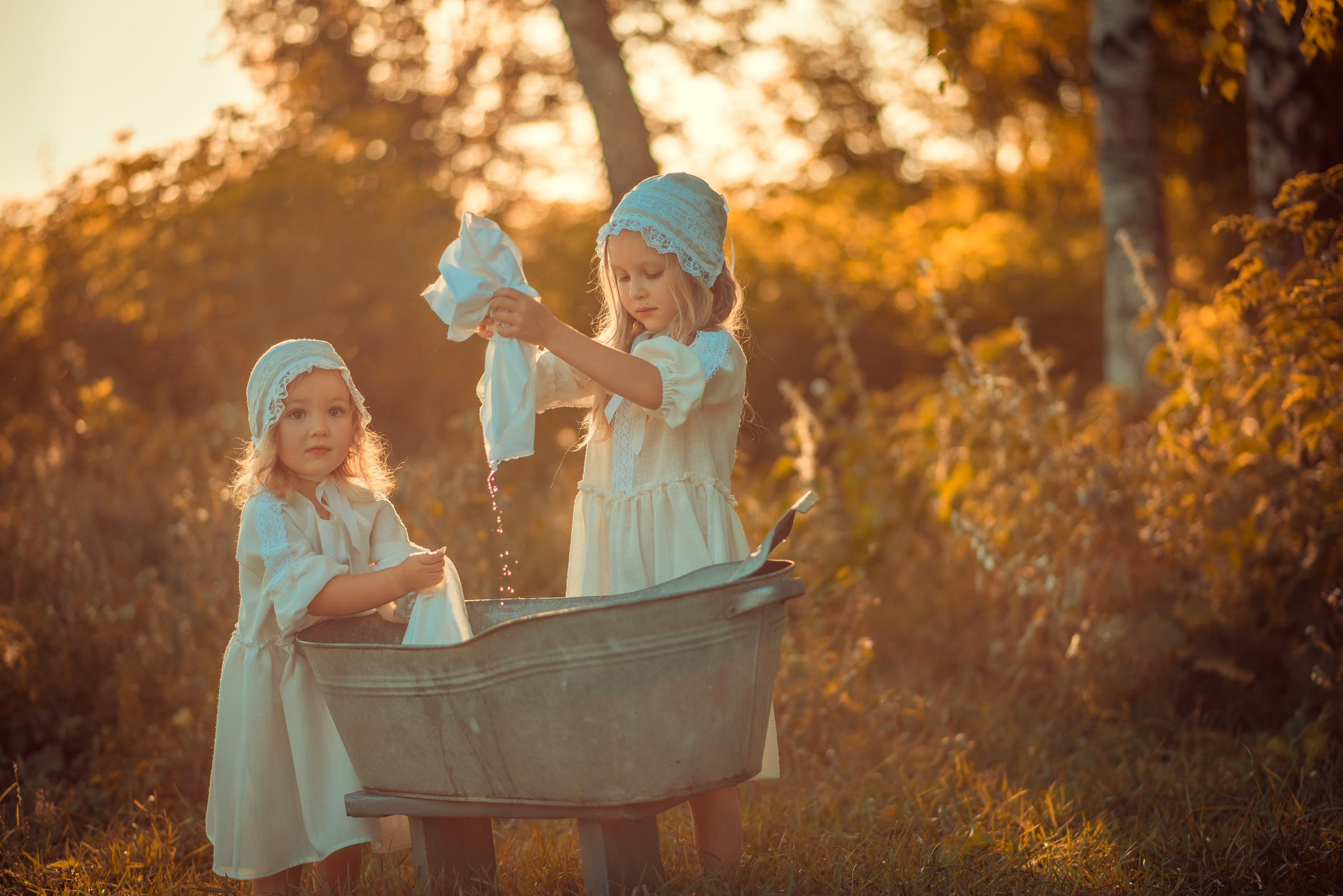 Laundry Time. Tatiana Malysheva — family photographer and videographer in Valencia, Spain