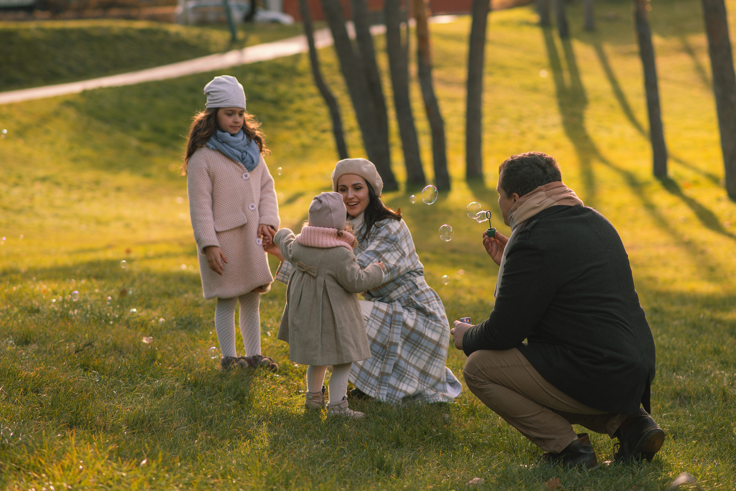 Autumn vibe with Anastasia, Andriy, Varvara & Yesenia. Татьяна Малышева — семейный фотограф и видеограф в Валенсии, Испания