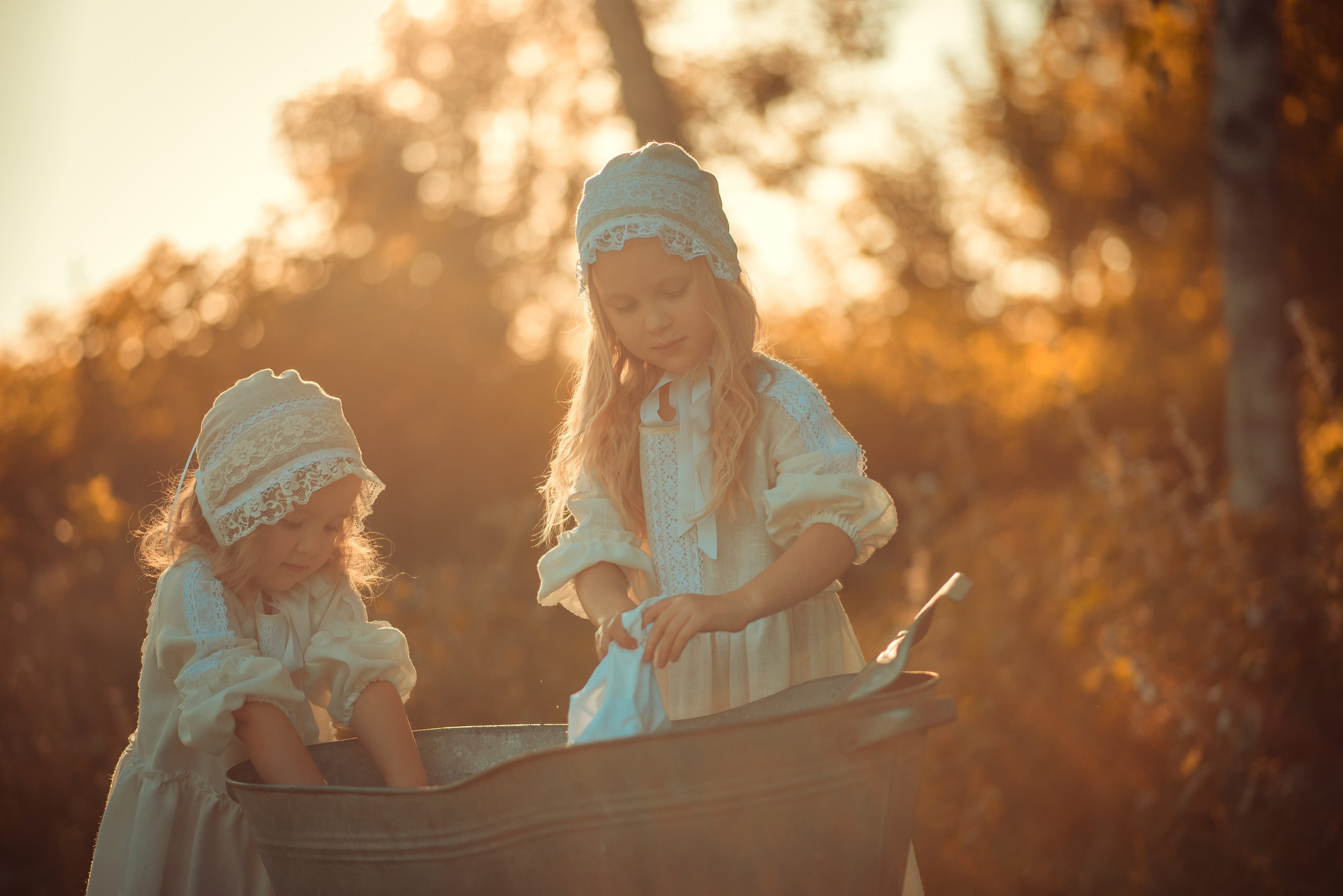 Laundry Time. Tatiana Malysheva — family photographer and videographer in Valencia, Spain