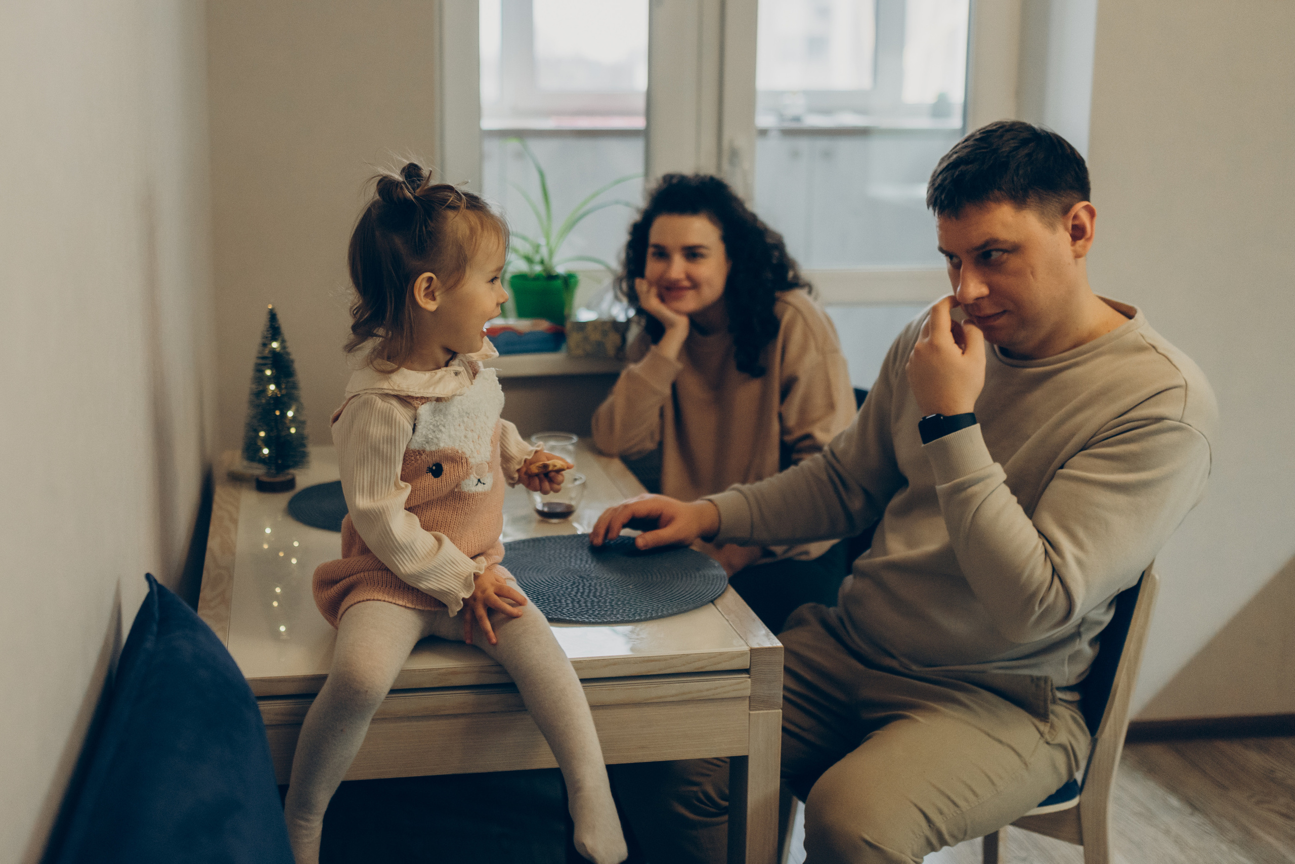 Andrii, Natalia and Mia. Татьяна Малышева — семейный фотограф и видеограф в Валенсии, Испания