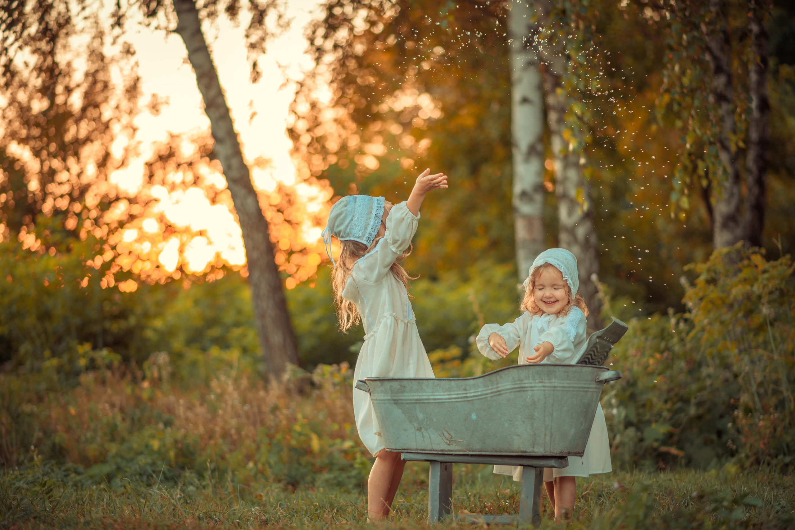 Laundry Time. Tatiana Malysheva — family photographer and videographer in Valencia, Spain