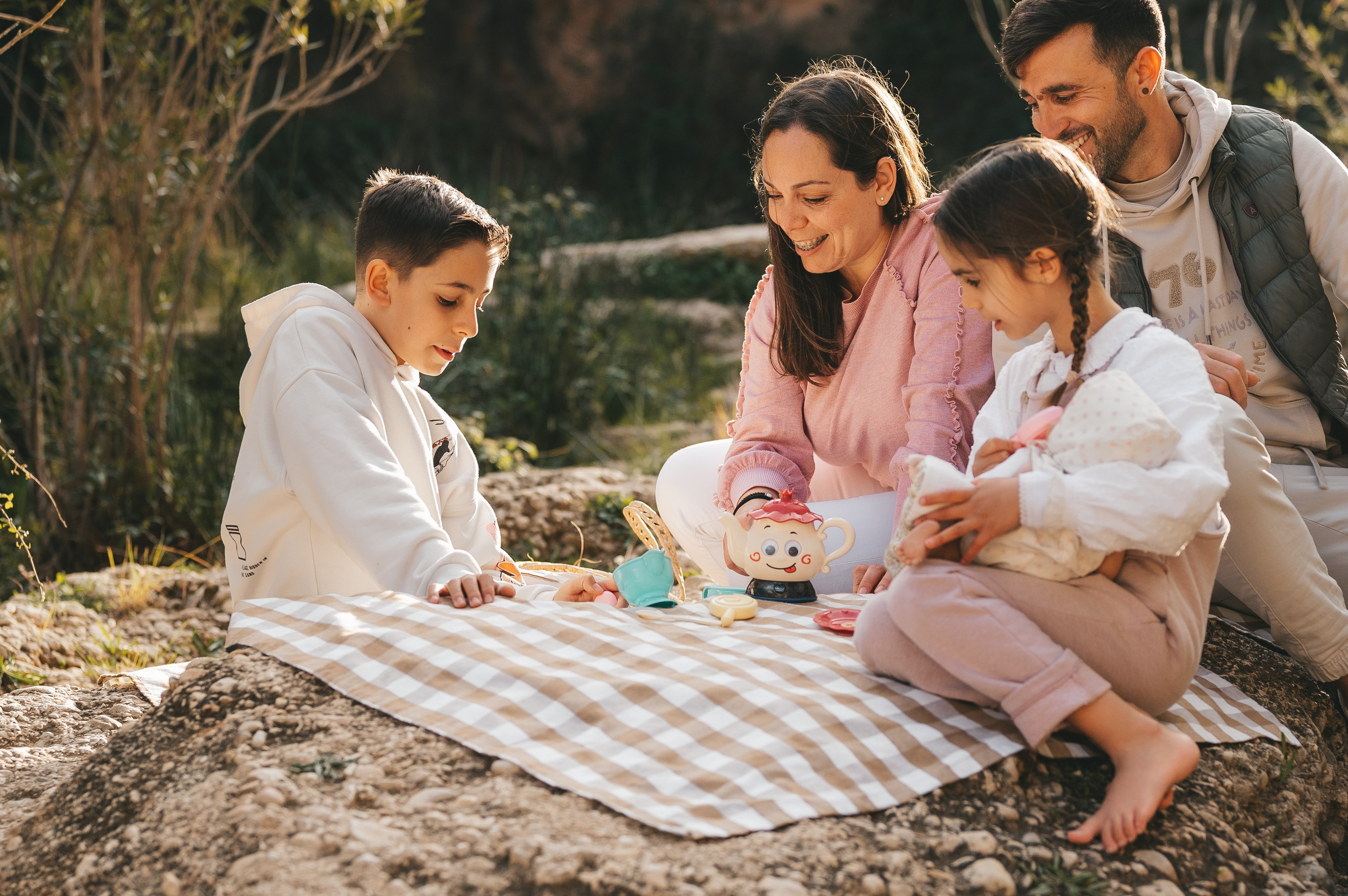 Angel, Sara, Angelito y Martina. Тетяна Малишева - сімейний фотограф і відеограф у Валенсії, Іспанія