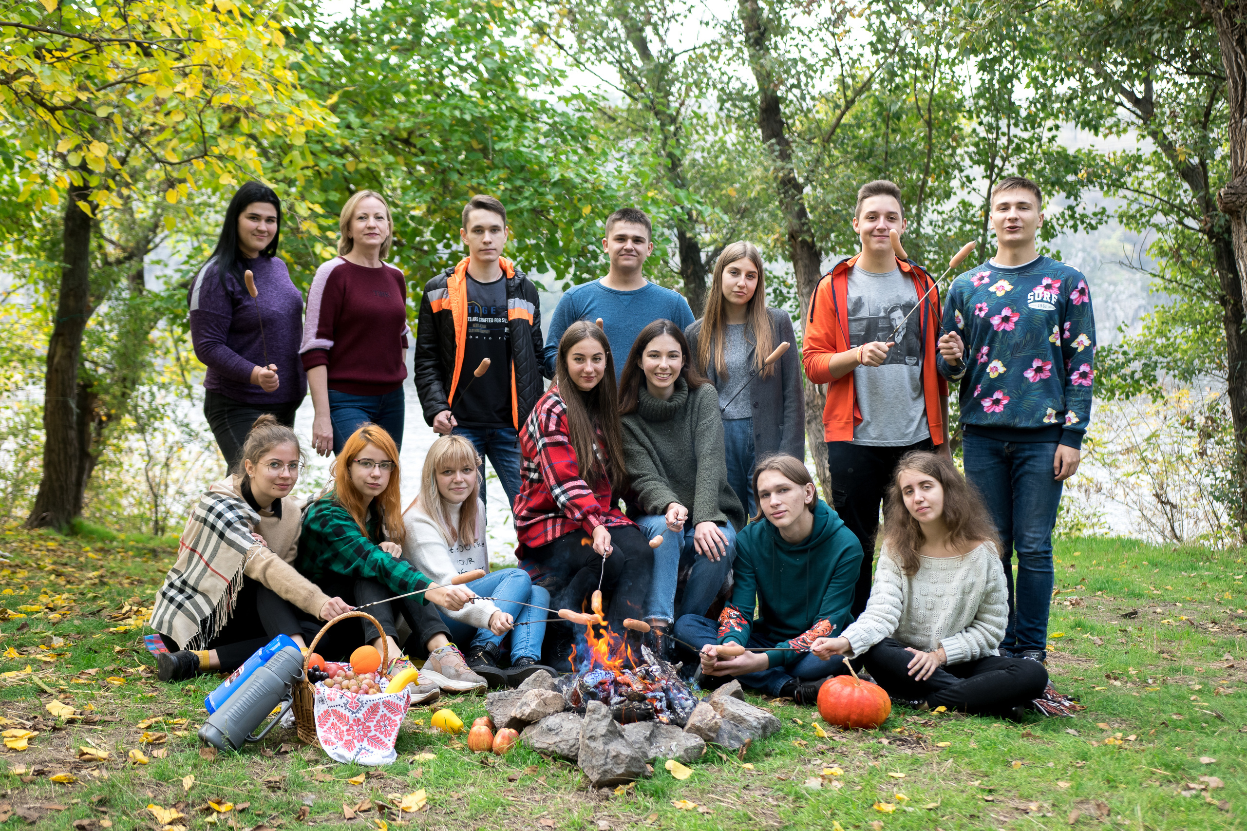 Сичевой коллегиум 11А пикник на Хортице. Випускні альбоми Олега Кононова
