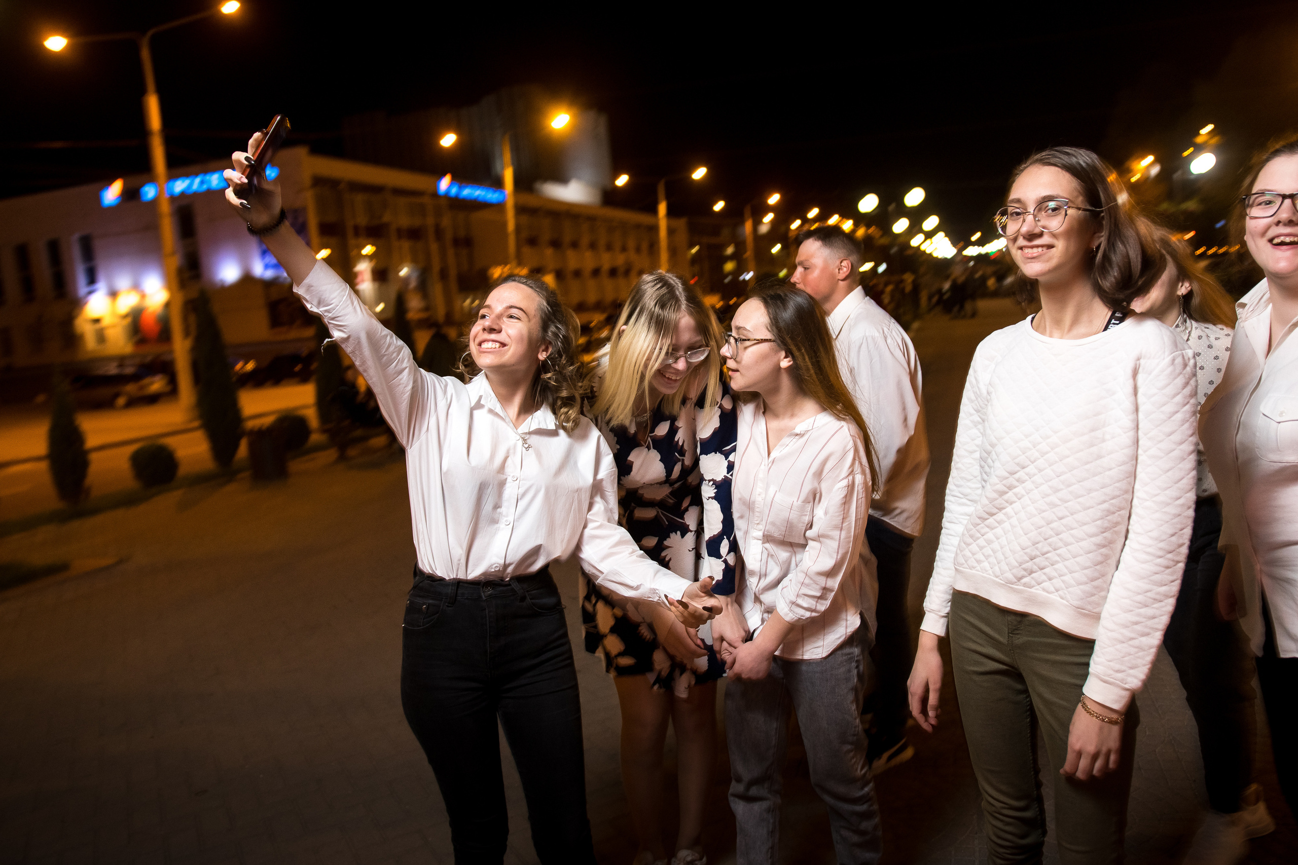 Ориентир 10-В Вечерняя. Випускні альбоми Олега Кононова