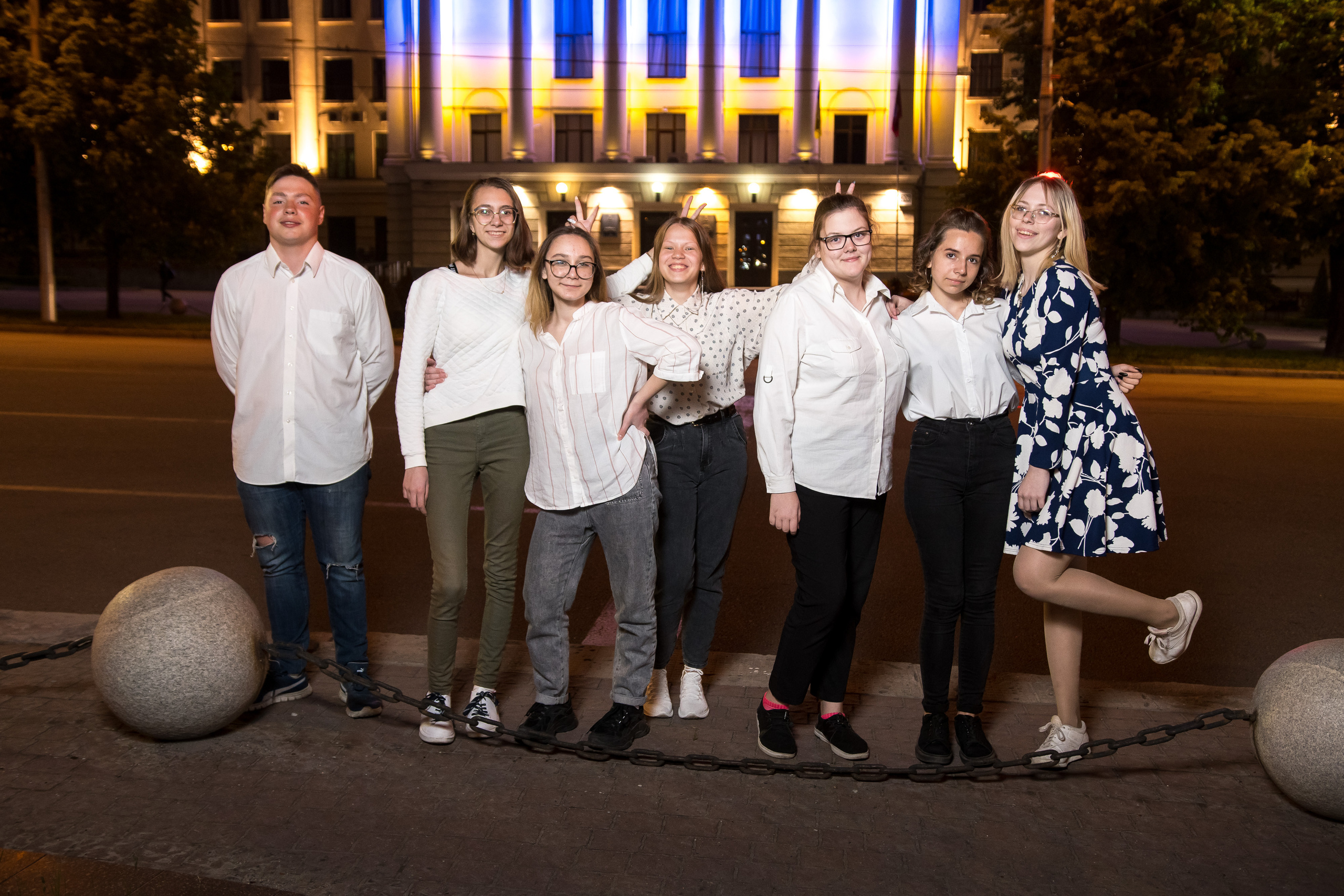 Ориентир 10-В Вечерняя. Випускні альбоми Олега Кононова