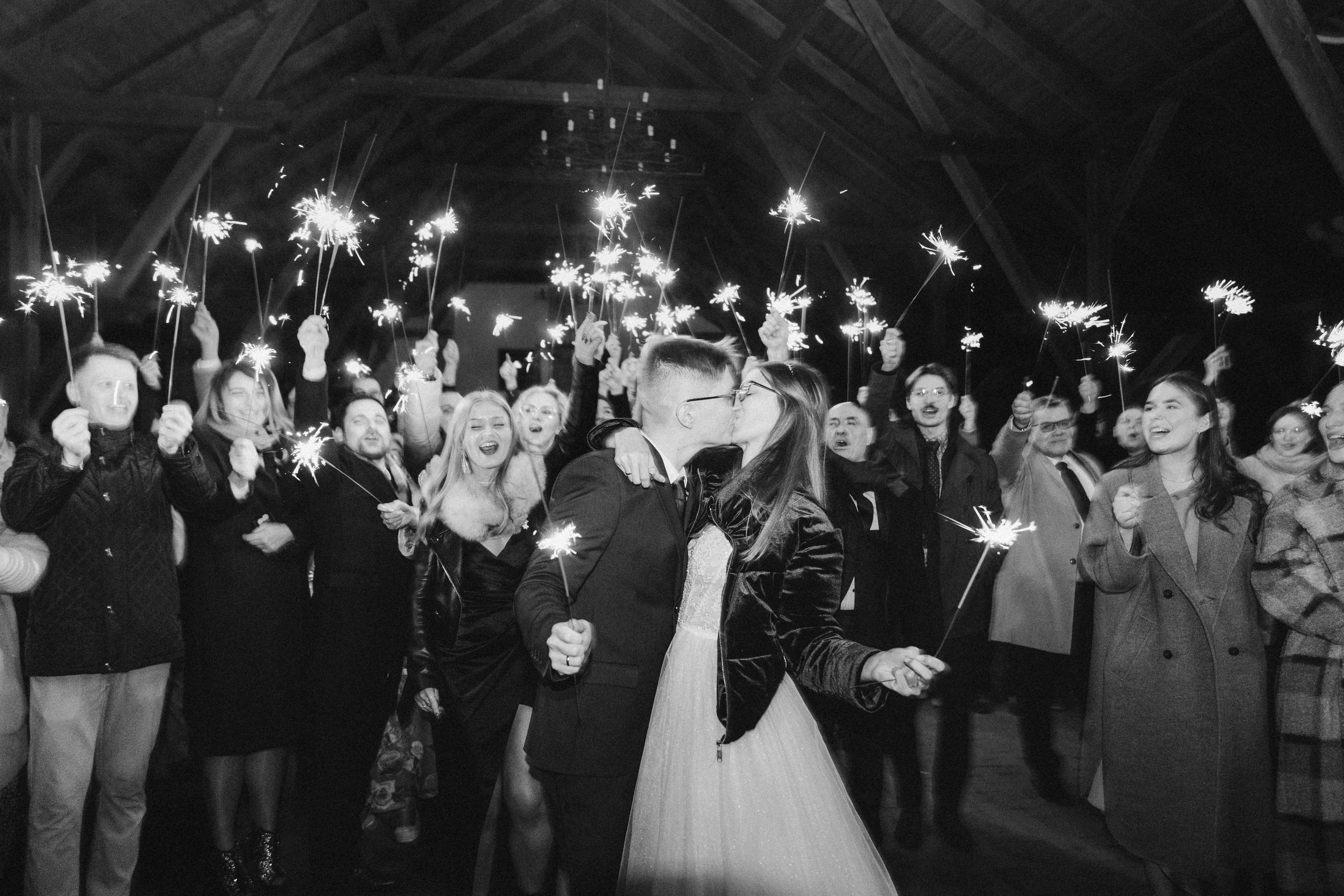 Michał Śmigiel Foto – Fotograf ślubny w całej Polsce | Naturalny reportaż pełen emocji. Michał Śmigiel Fotografia