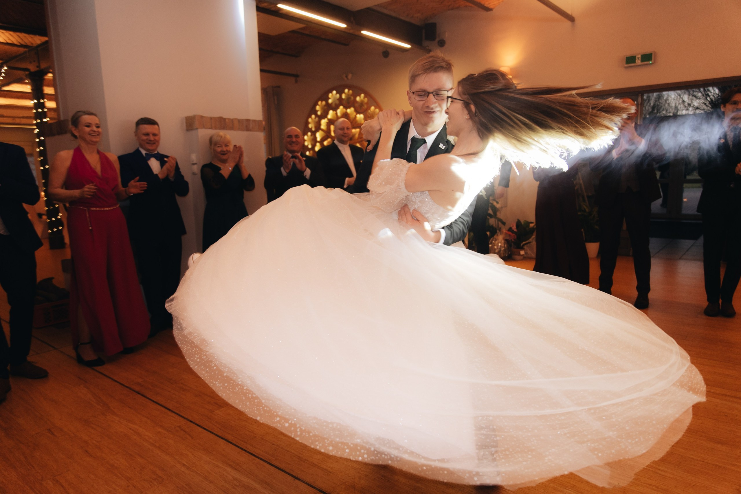 Michał Śmigiel Foto – Fotograf ślubny w całej Polsce | Naturalny reportaż pełen emocji. Michał Śmigiel Fotografia