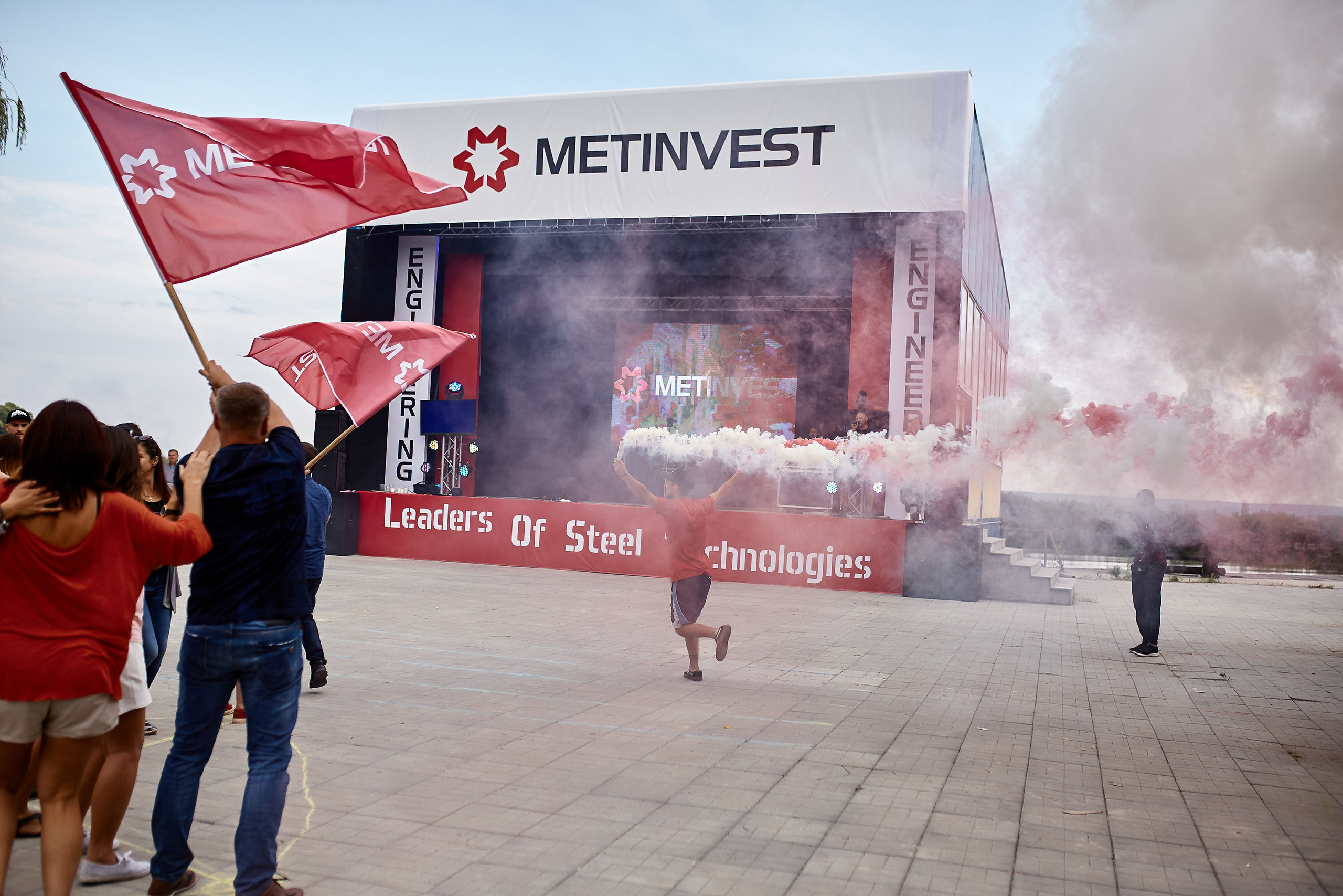 Репортажна фотосессія тимбілдингу для компанії Метінвест Інжинірінг