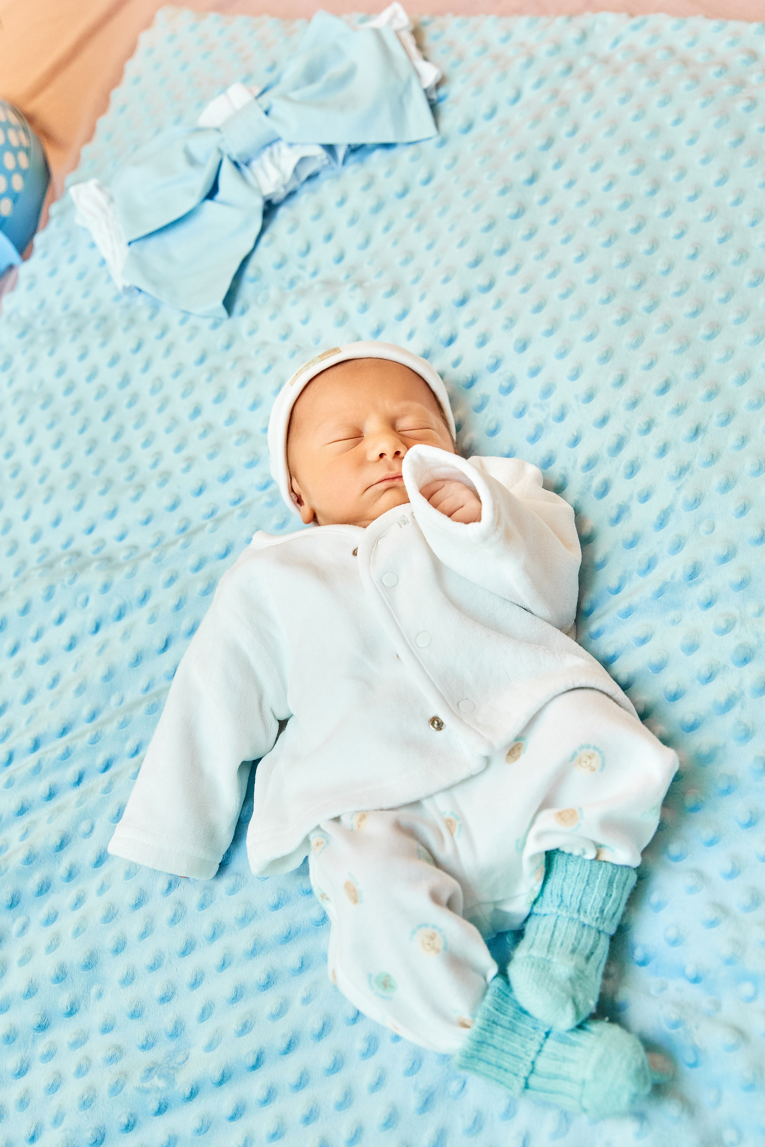 Выписка из роддома. Фотосессия новорожденного