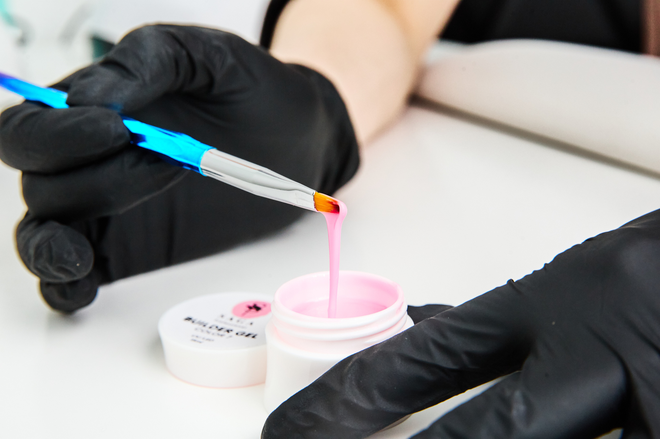 Інтер'єрні фото  кабінету масажу та Nail-сервісу, у Дніпрі