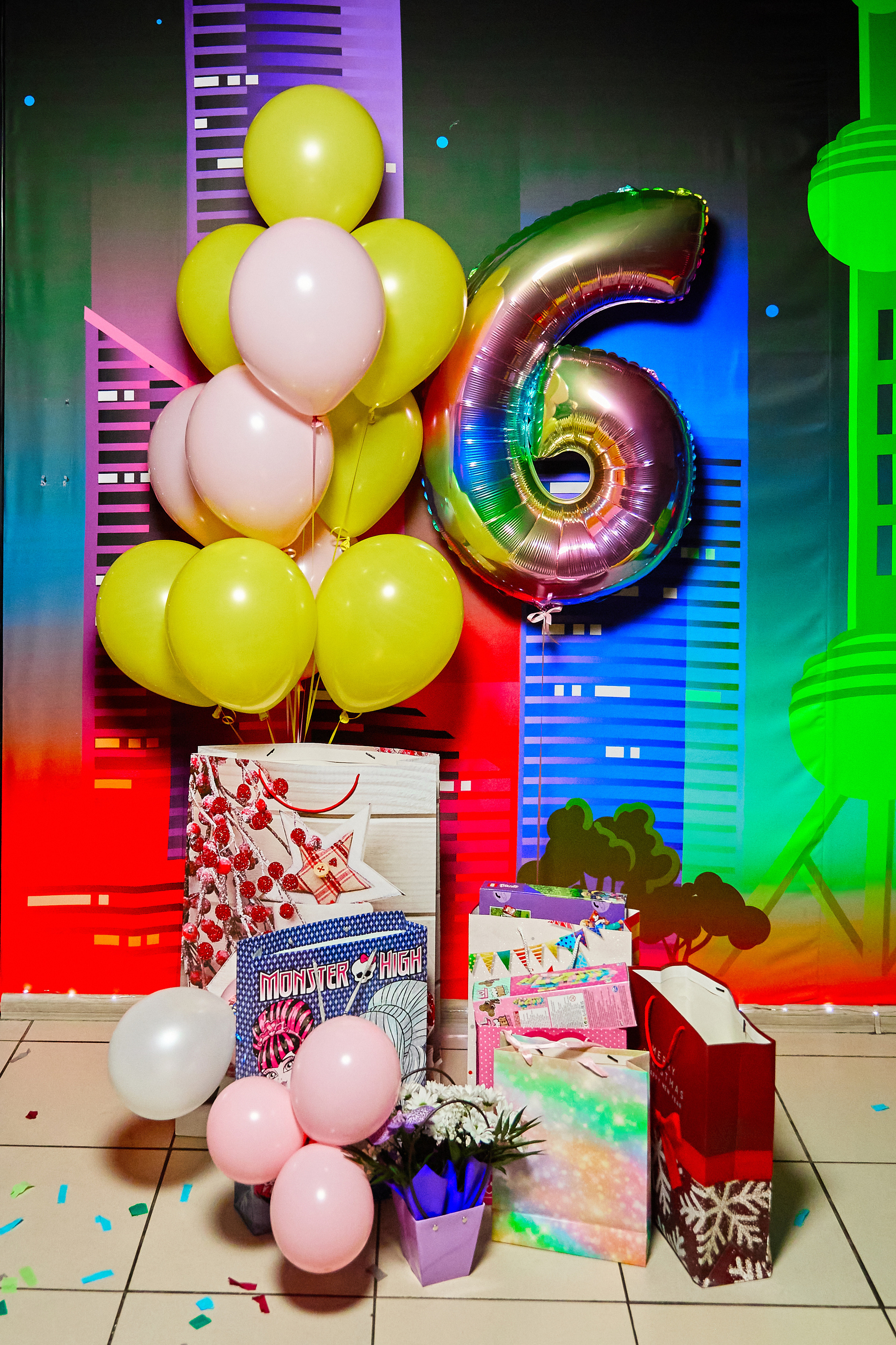 Фотограф на дитячий день народження у Дніпрі - неоновий клуб City Golf