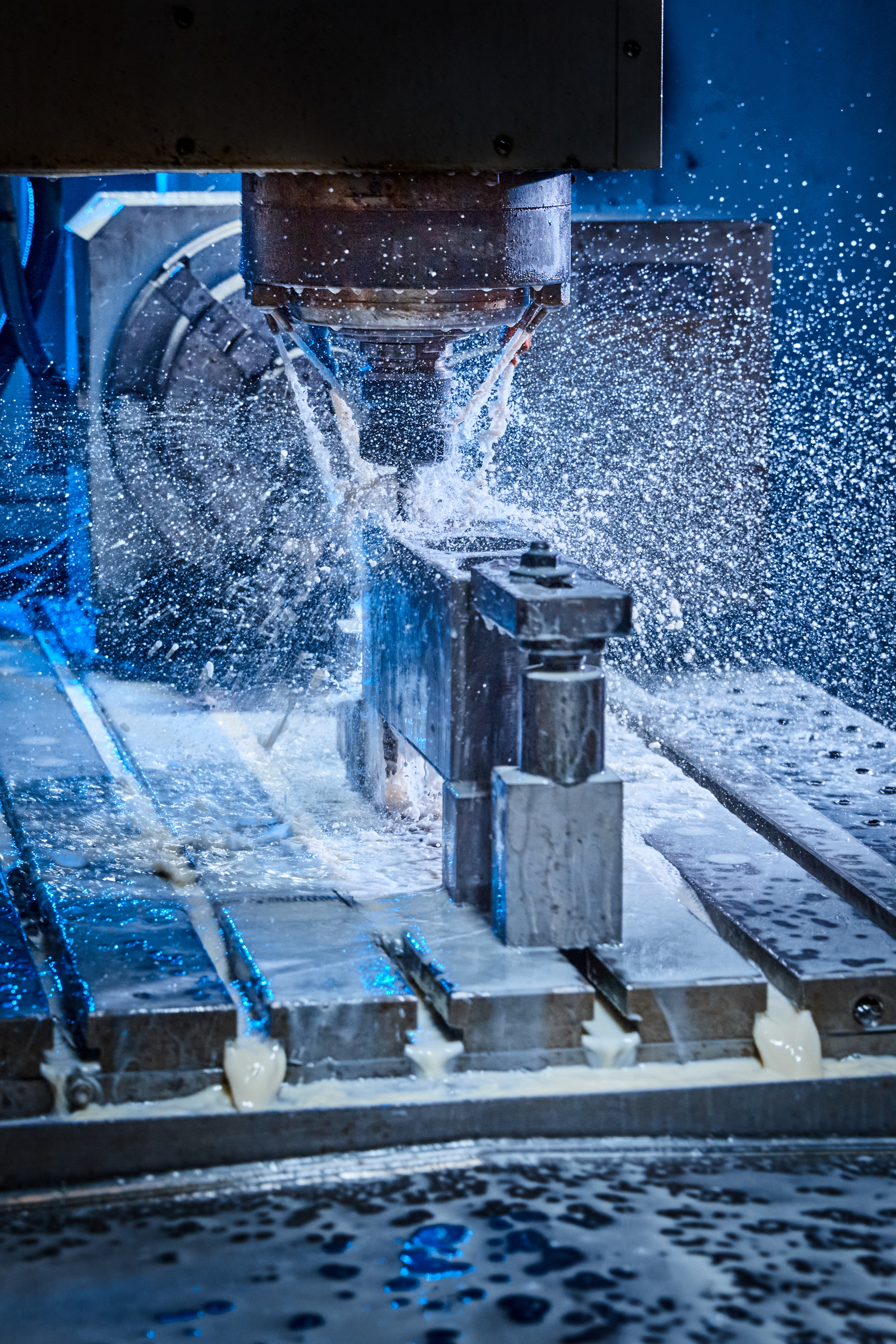 Рекламная съемка оборудования для компании "Алиста" Фото станков