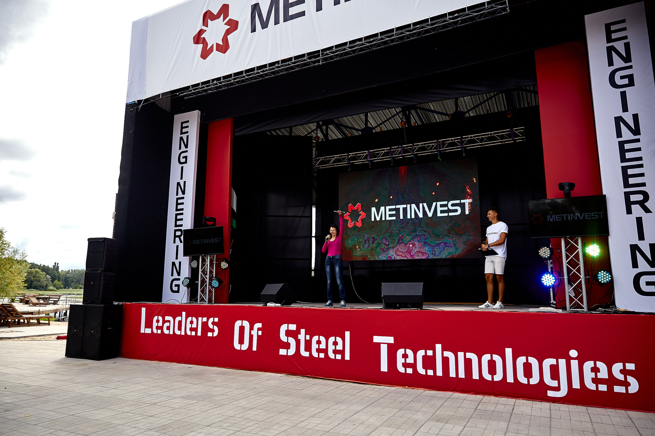 Репортажна фотосессія тимбілдингу для компанії Метінвест Інжинірінг