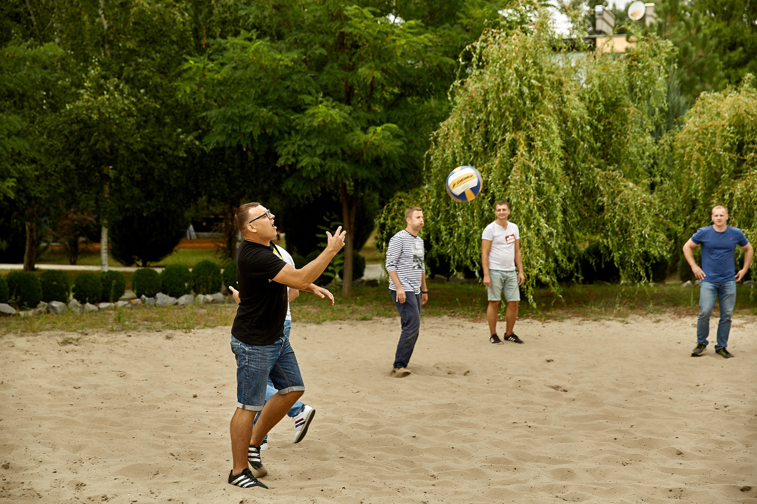 Репортажна фотосессія тимбілдингу для компанії Метінвест Інжинірінг